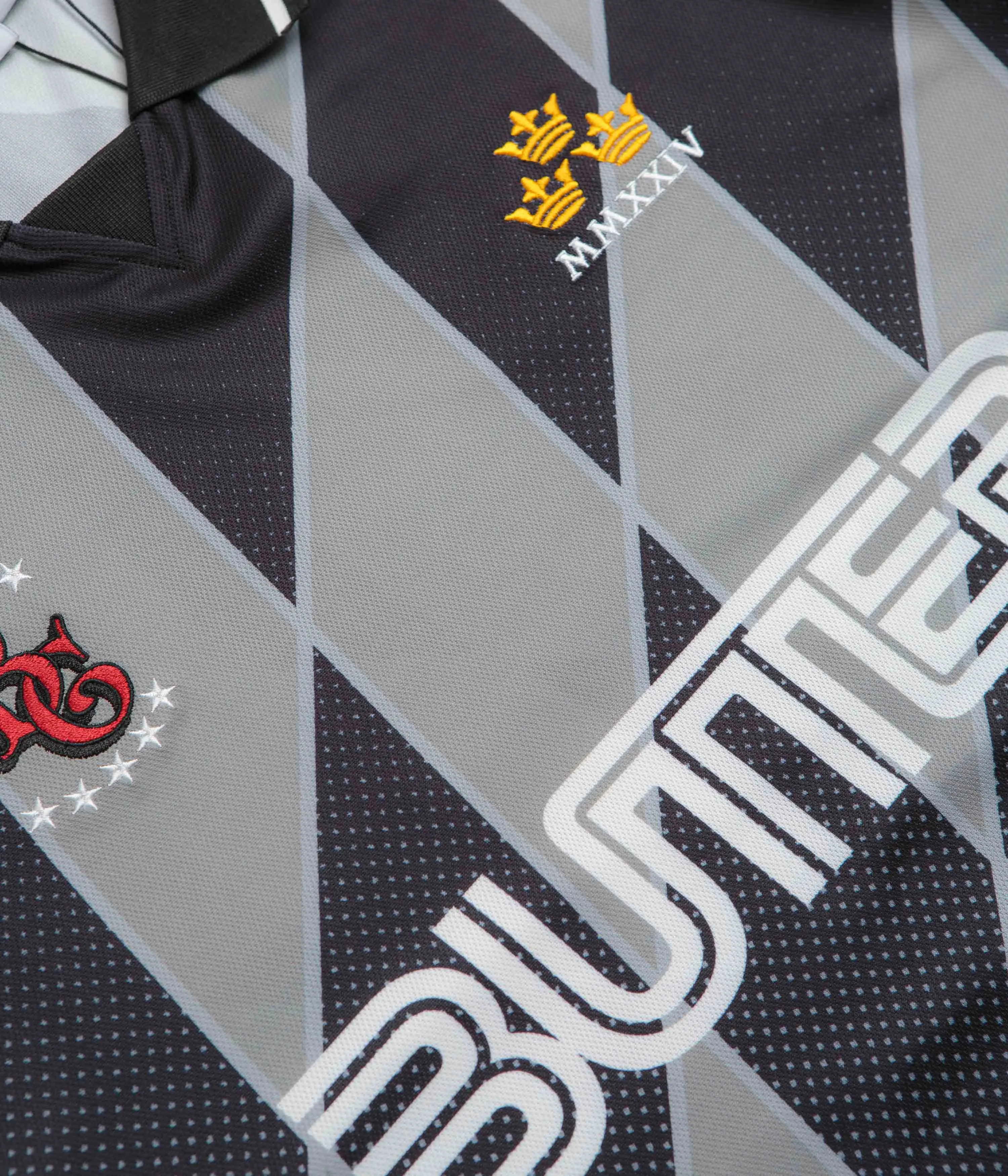 indoor venue Butter Goods Football Jersey - Grey / Black