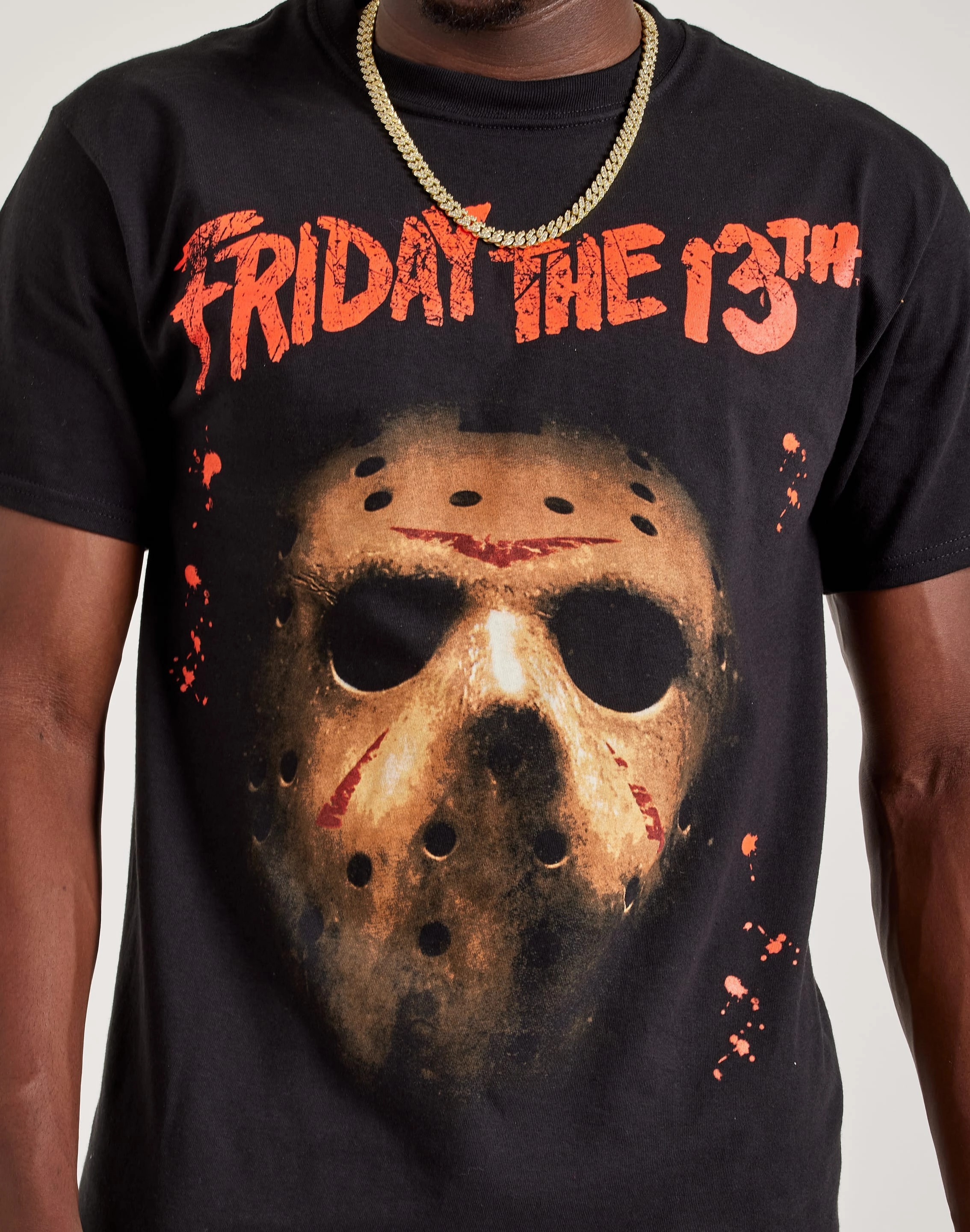 CVLA Friday The 13th Tee Carry Ease Couple Look
