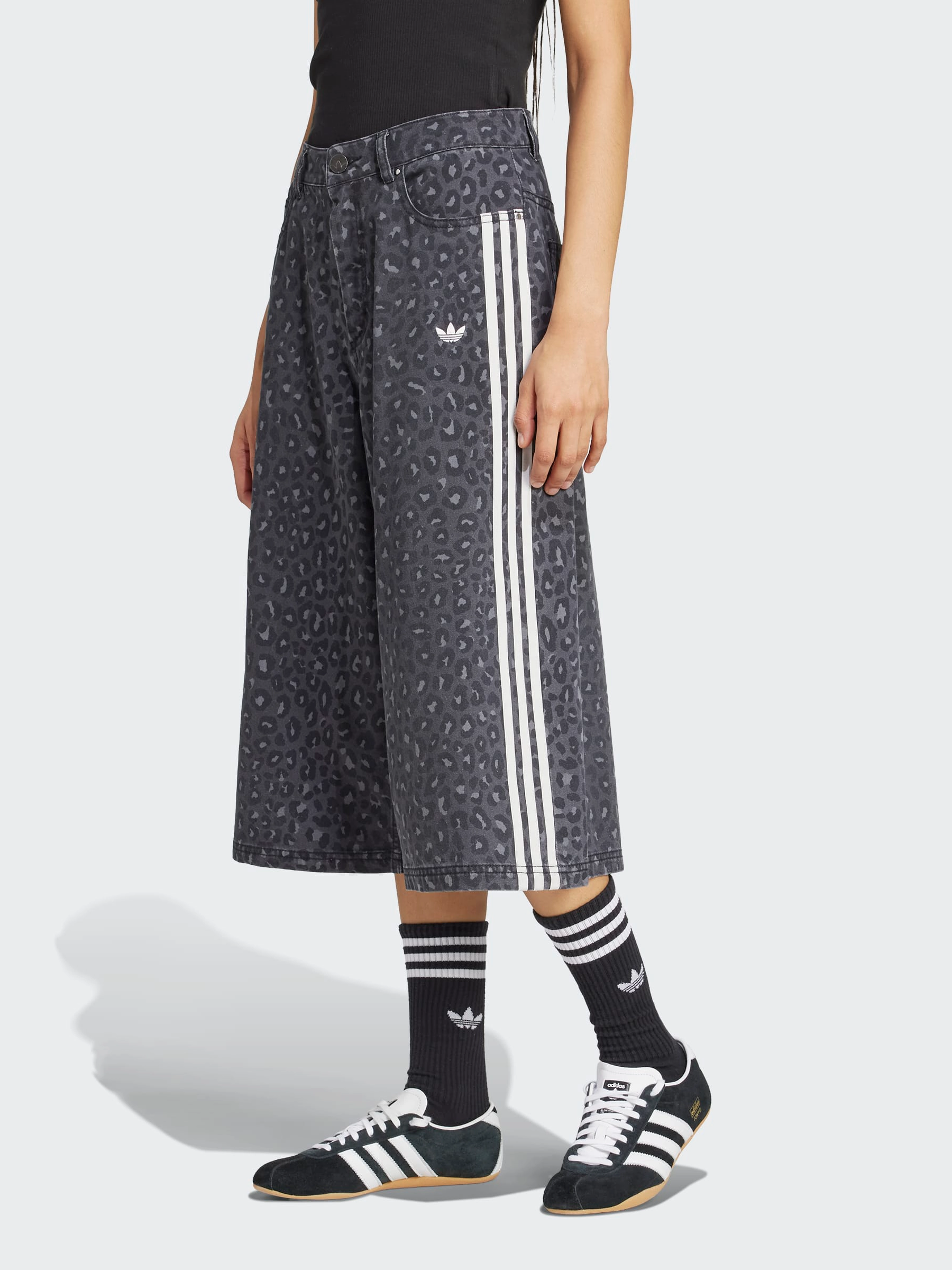 Denim Bermuda Shorts in Carbon Animal Print Anti Friction Seams