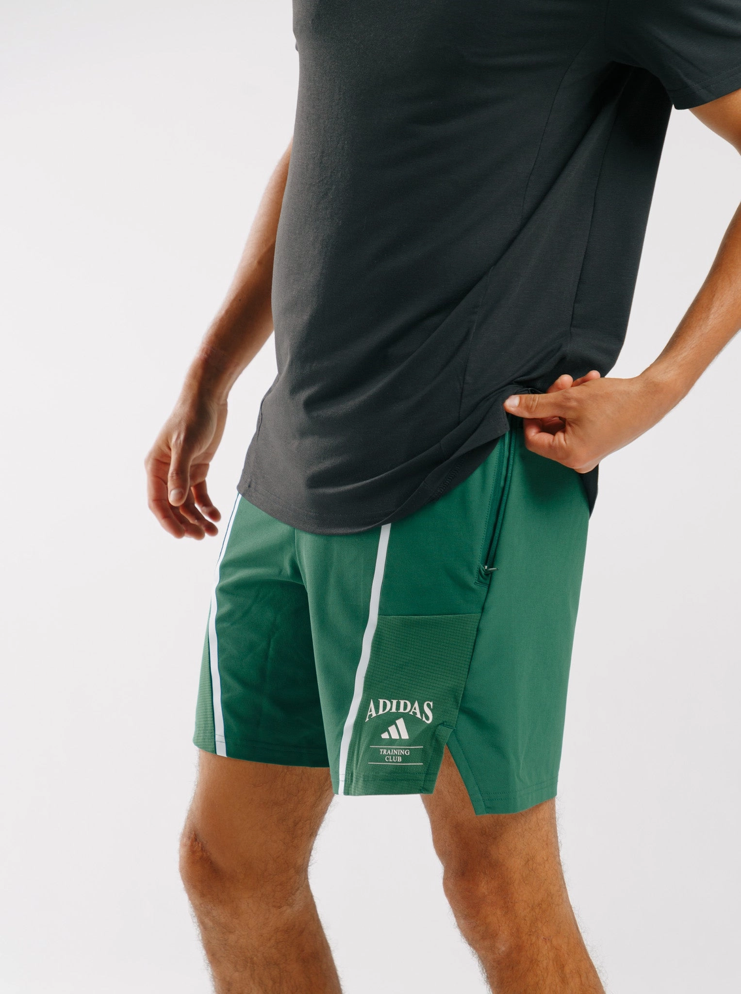 Stretchable Waistband Designed-for-Training Legacy Shorts