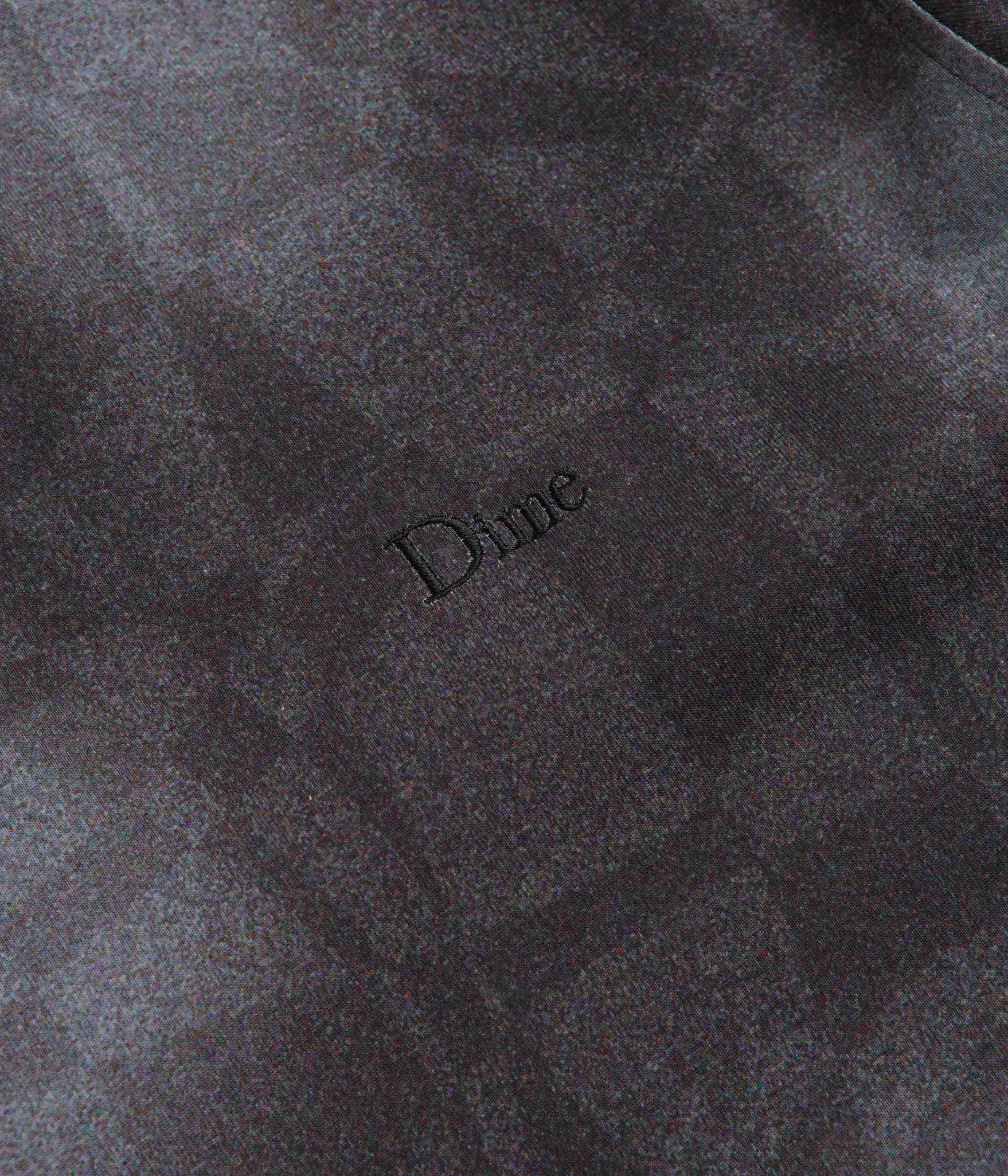 fit guide Dime Abstract Long Sleeve T-Shirt - Static Black