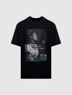 MultiPanelBreathability Relaxed Hoodie INTERLUDE TEE