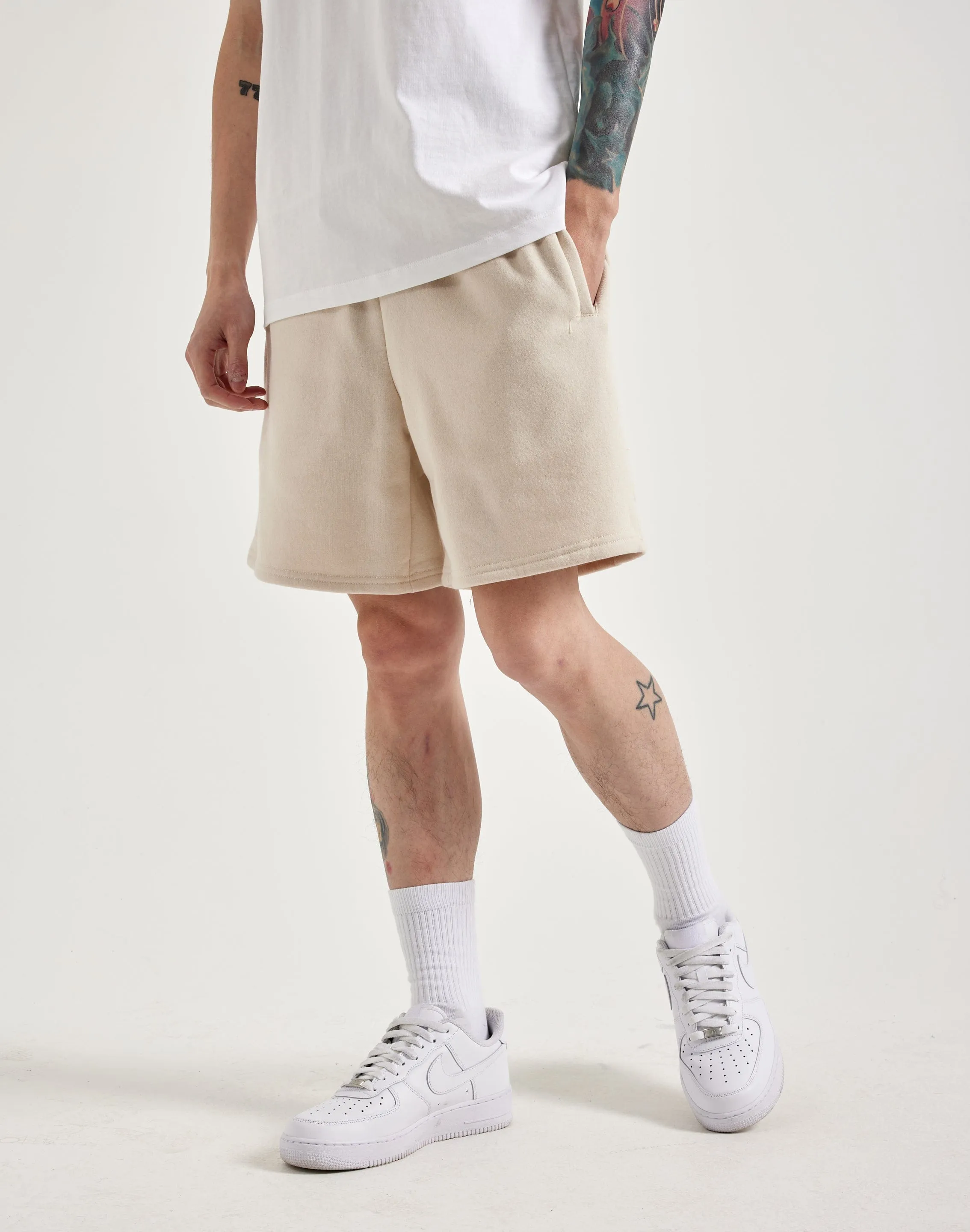 Aerated Seam Placement DH Essentials Fleece Shorts