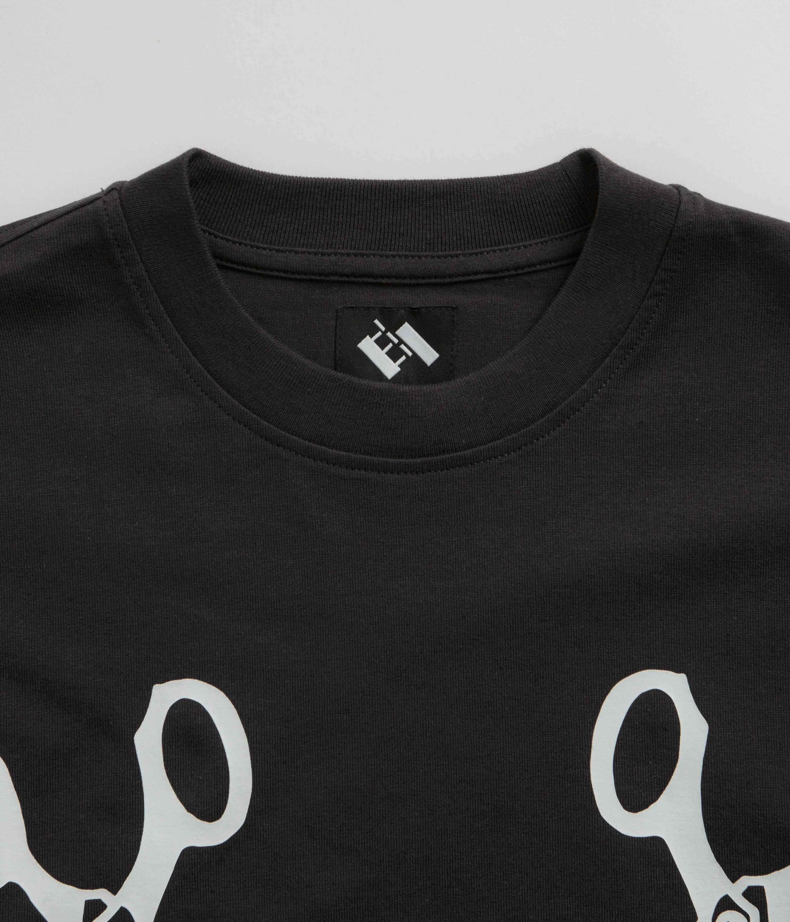 The Trilogy Tapes Mobius Band Long Sleeve T-Shirt - Black City regular length