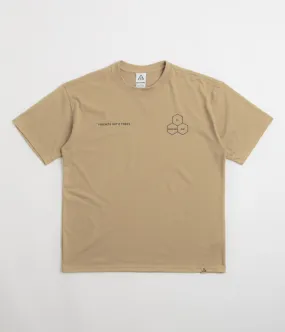gathers Nike ACG Walk Tree T-Shirt - Parachute Beige