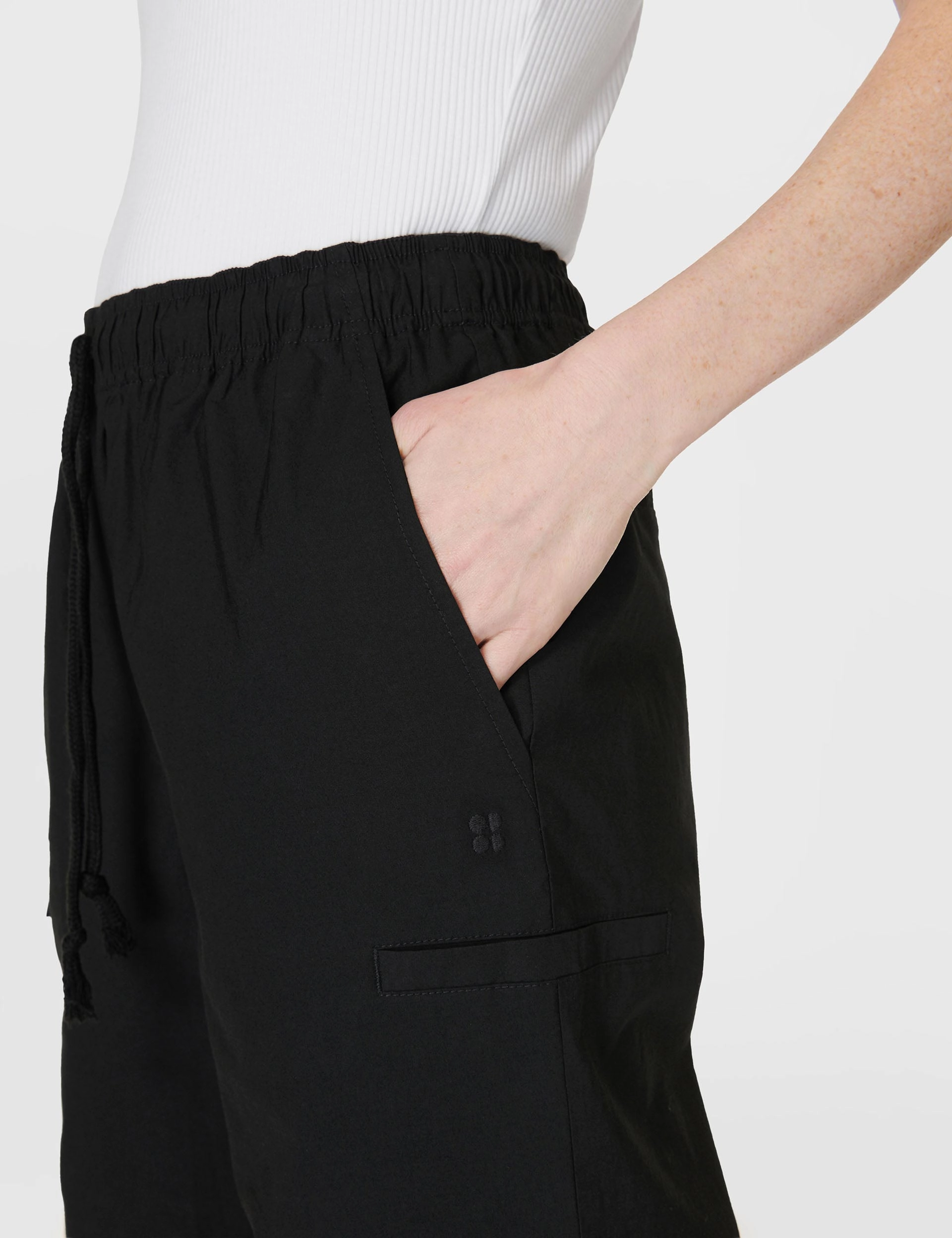 Quinn Cargo Pants - Black Stretch waistband Temperature Regulating Fabric