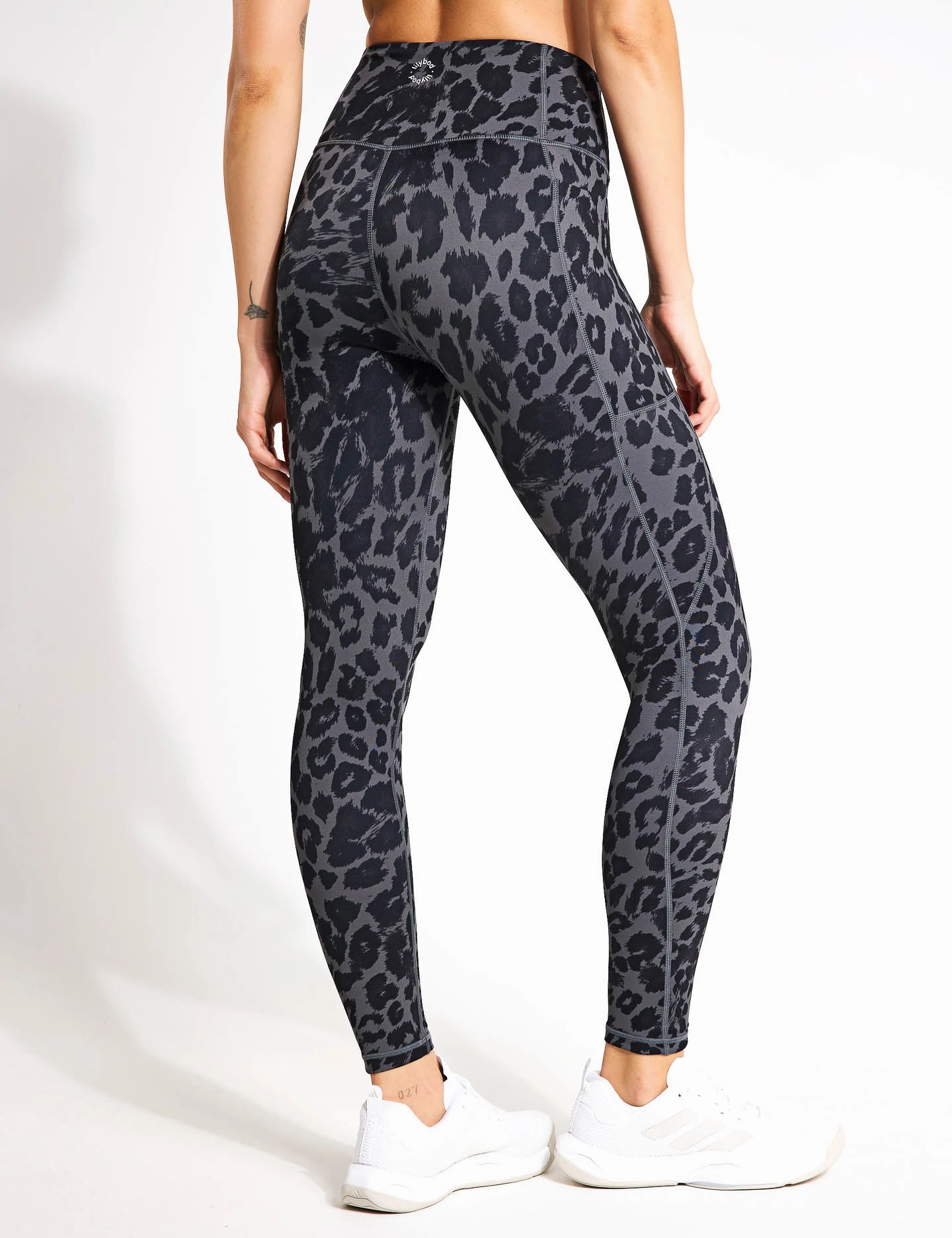 Outdoor Lover Extra Soft Tall Fit Double Layer Becca Legging - Mineral Grey Leopard