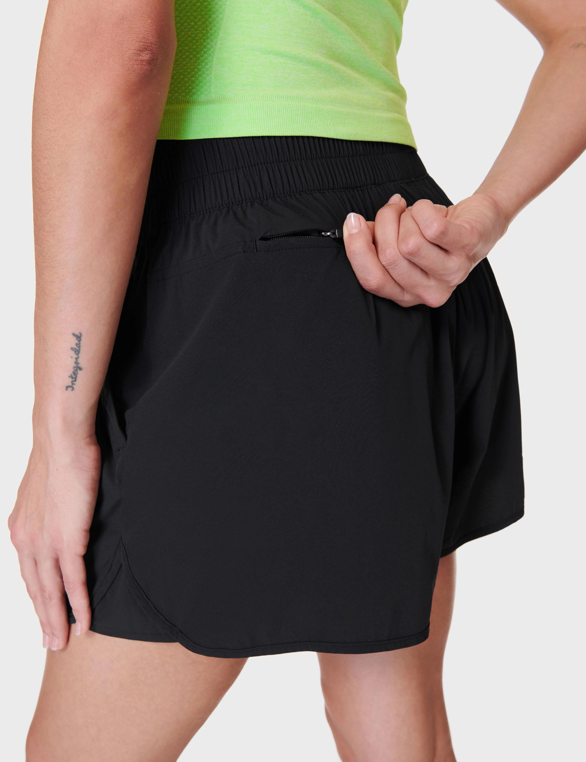 Anorak Wedges Relay Shell Shorts - Black