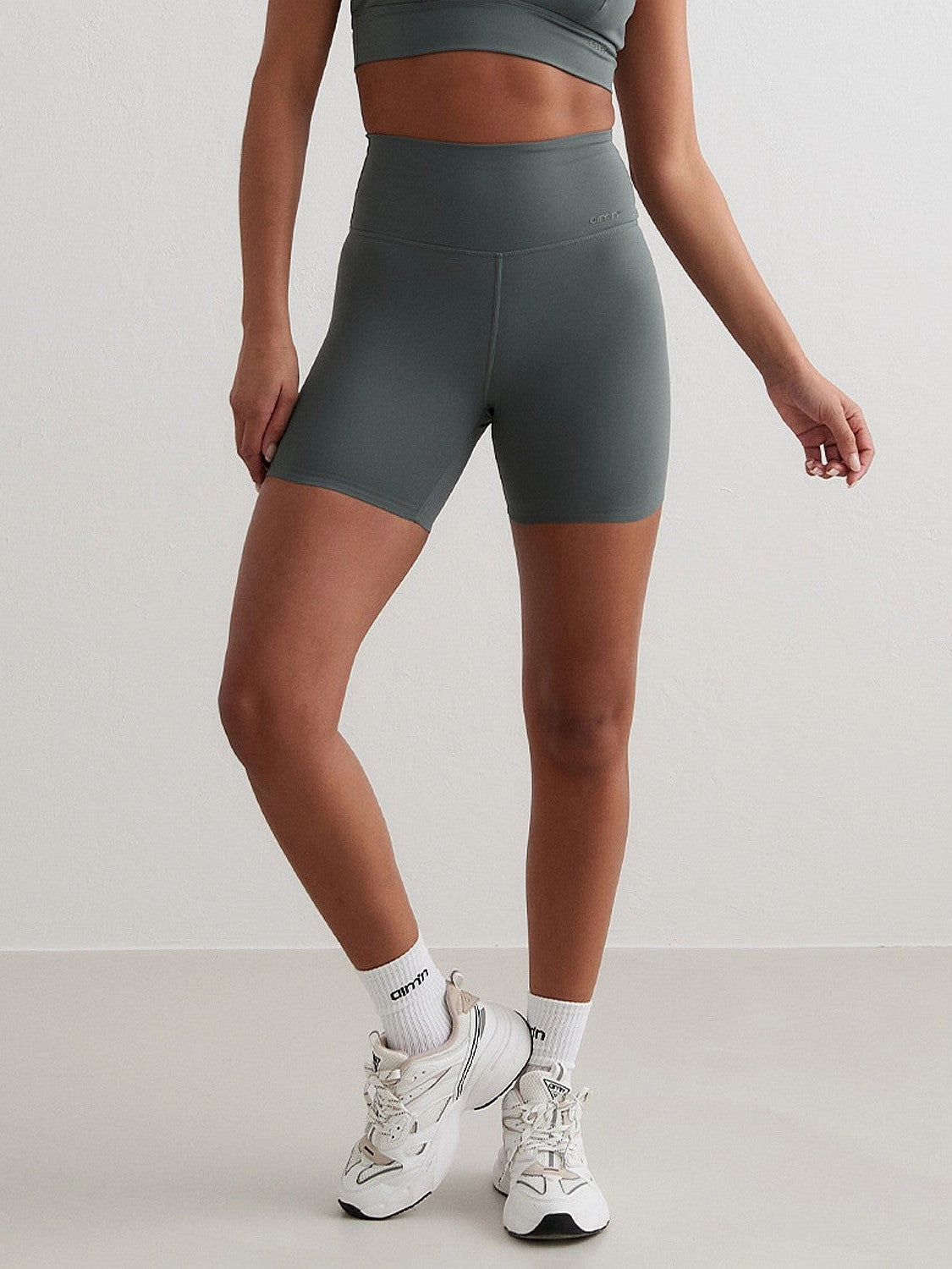 QuickAdjustStraps Classic Style Sage Sense Midi Biker Shorts
