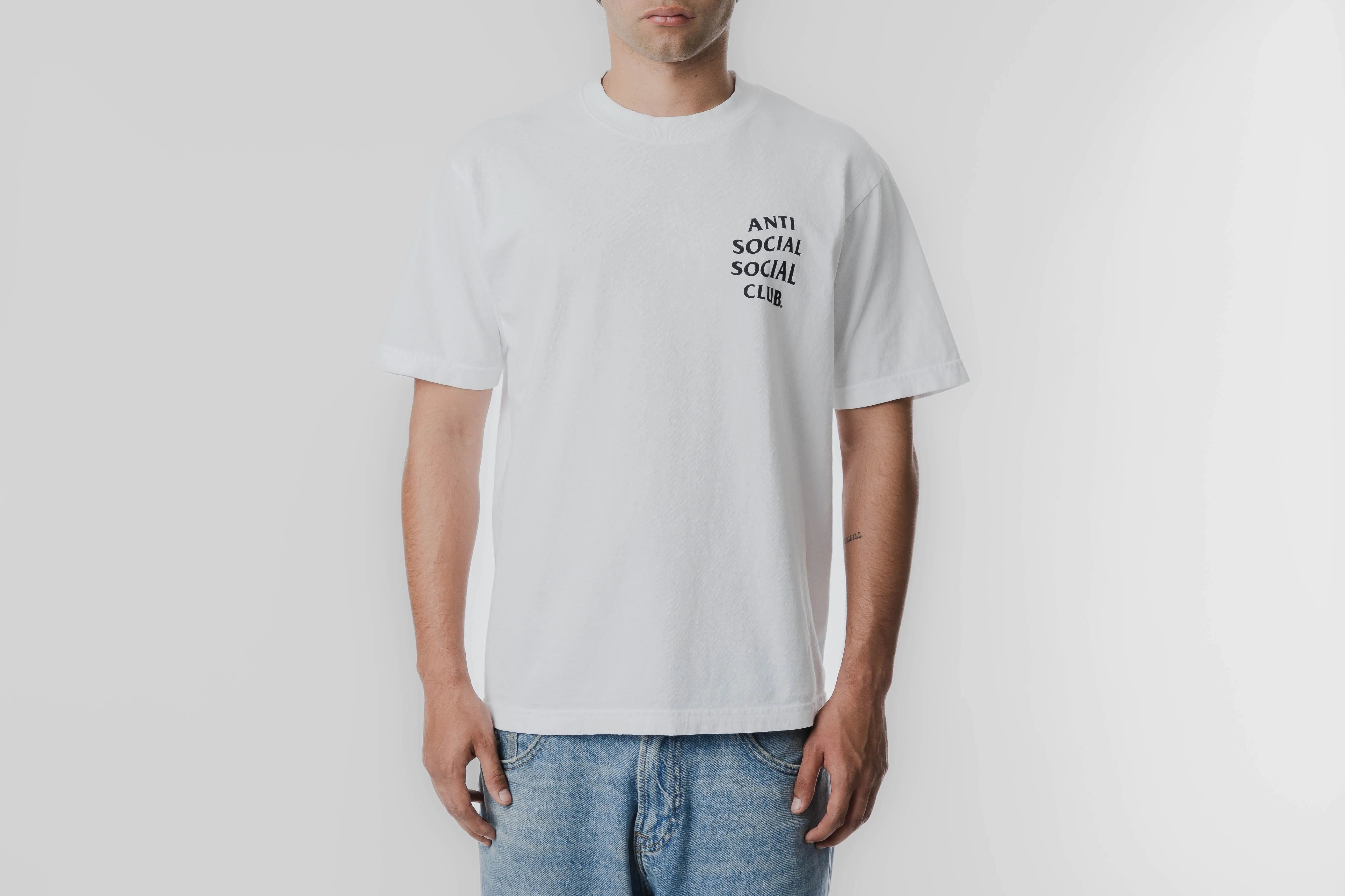 Anti Social Social Club Mind Games SS Tee 'White' FlexibleRibbedTrims