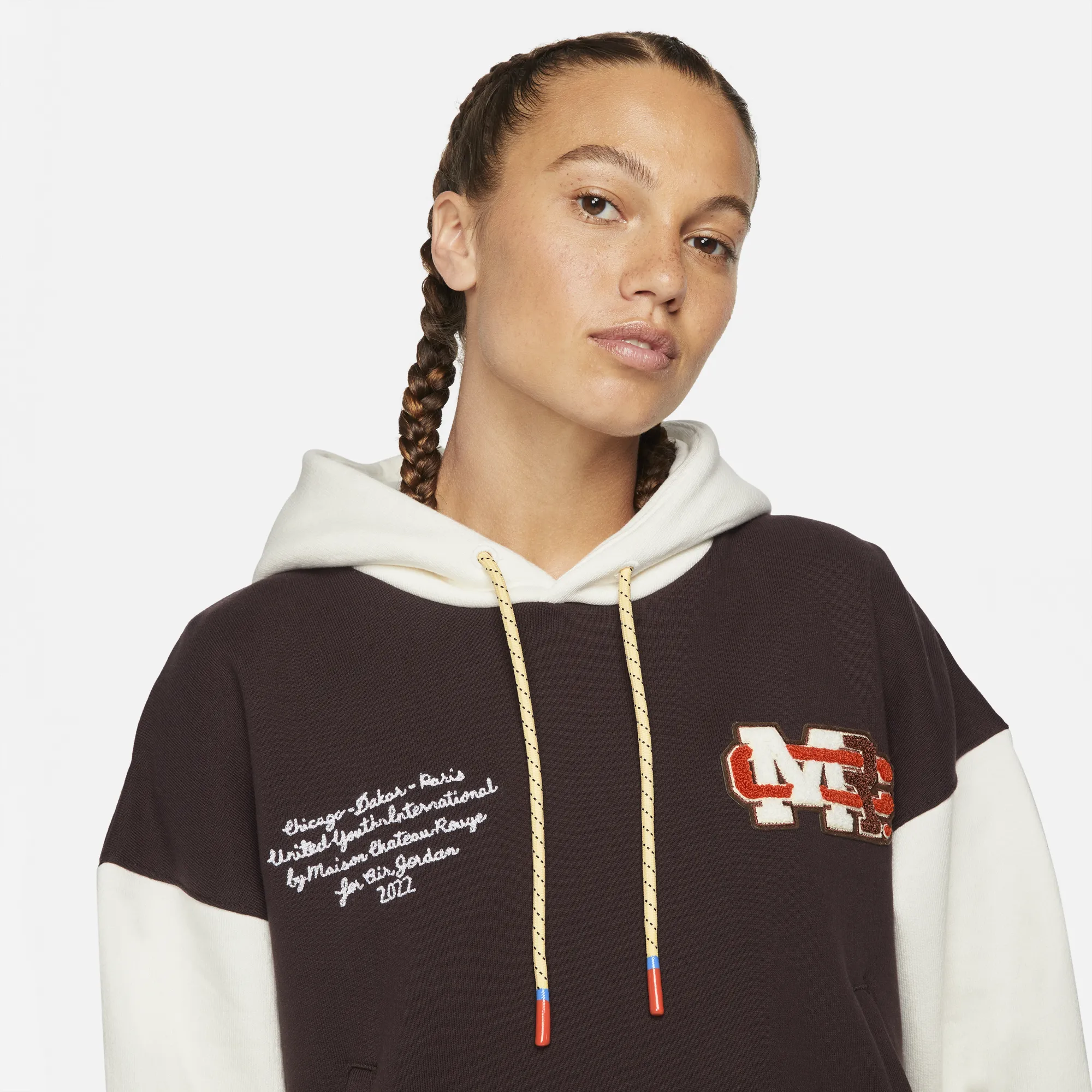 MCR X AIR JORDAN WOMEN`S PULLOVER HOODIE - BROWN BASALT Elegant Glow