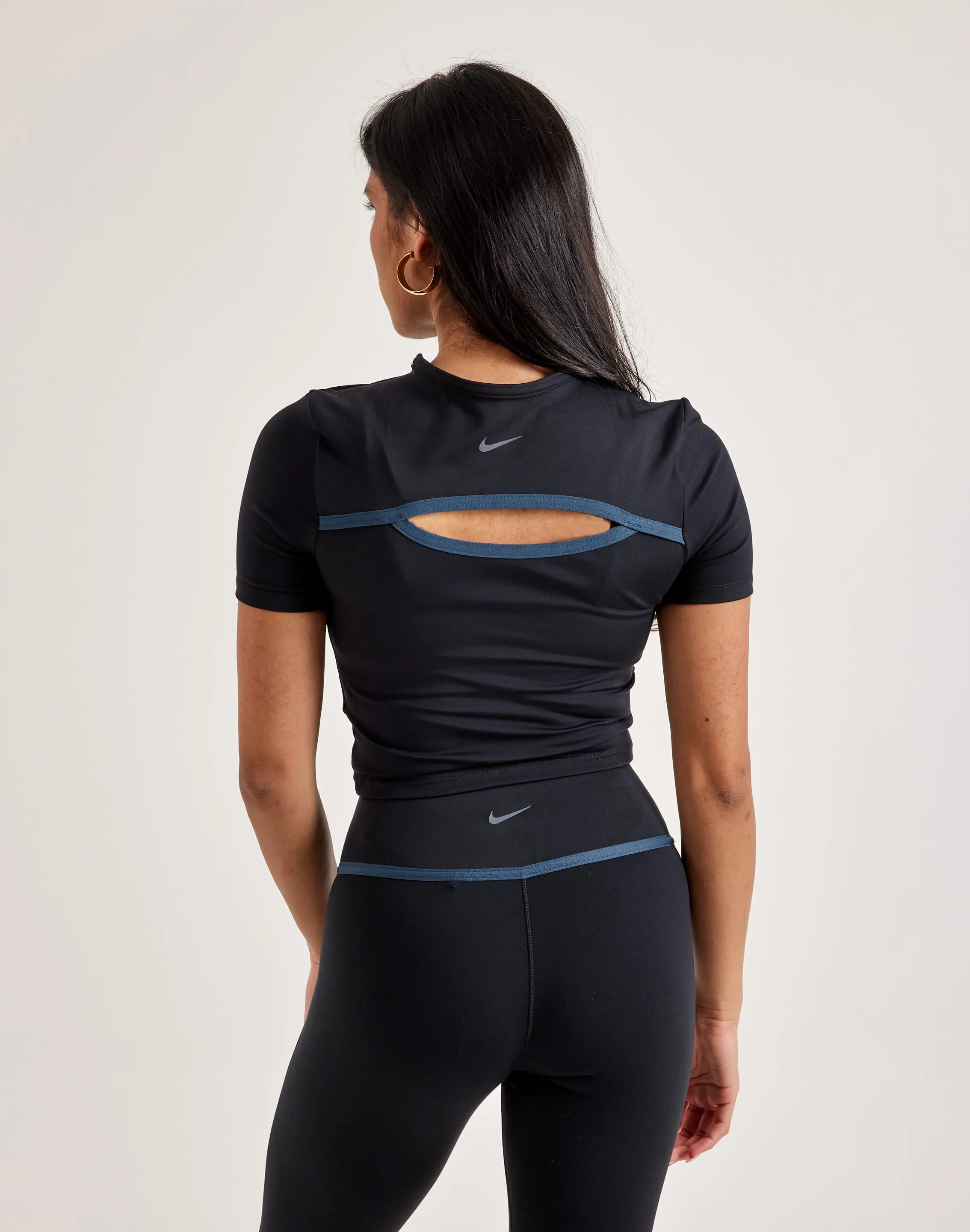 Nike One Fitted Dri-FIT Top EcoCertifiedTextile