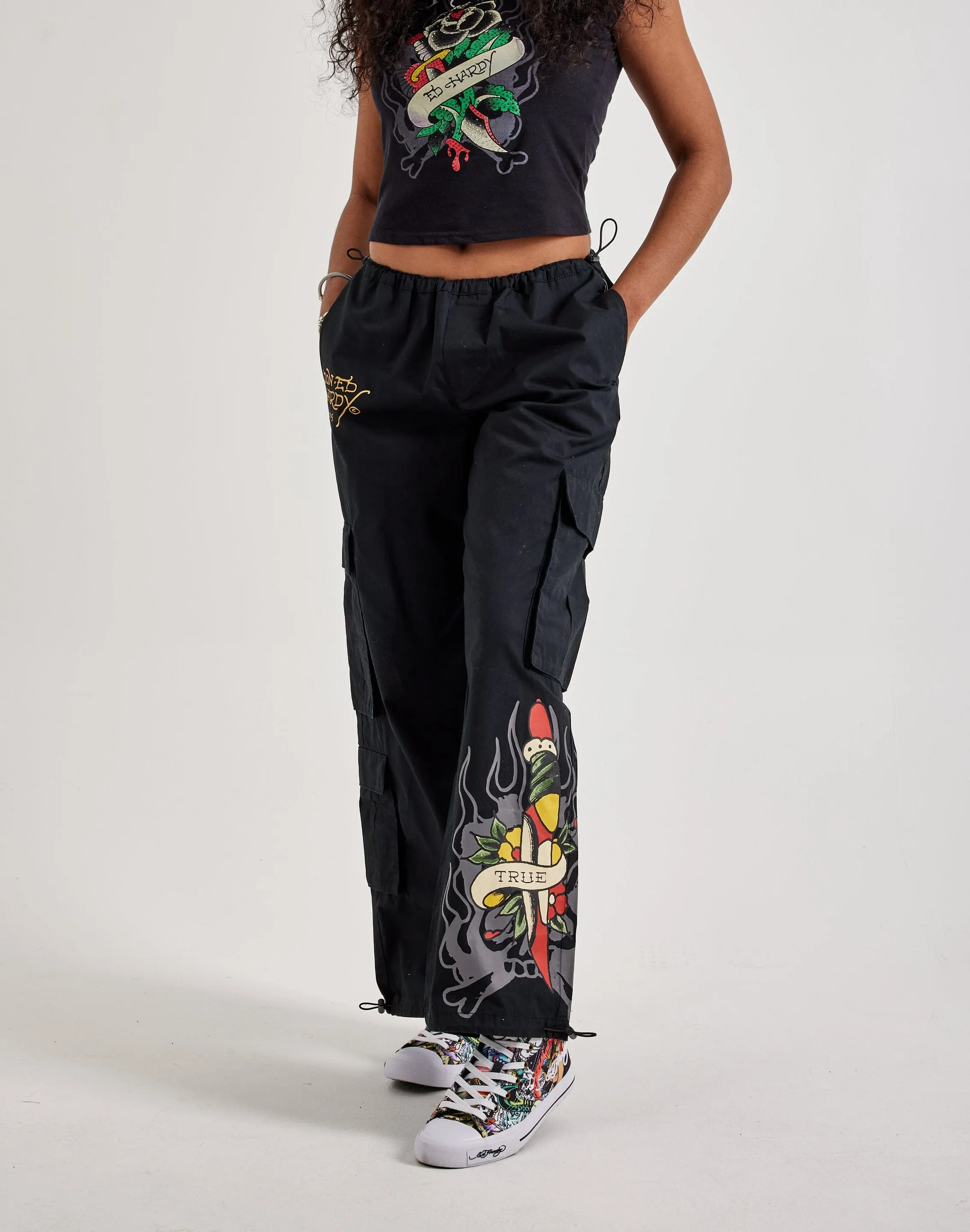 Urban Flow FormFitting Cut Ed Hardy Dagger Skull Cargo Pants