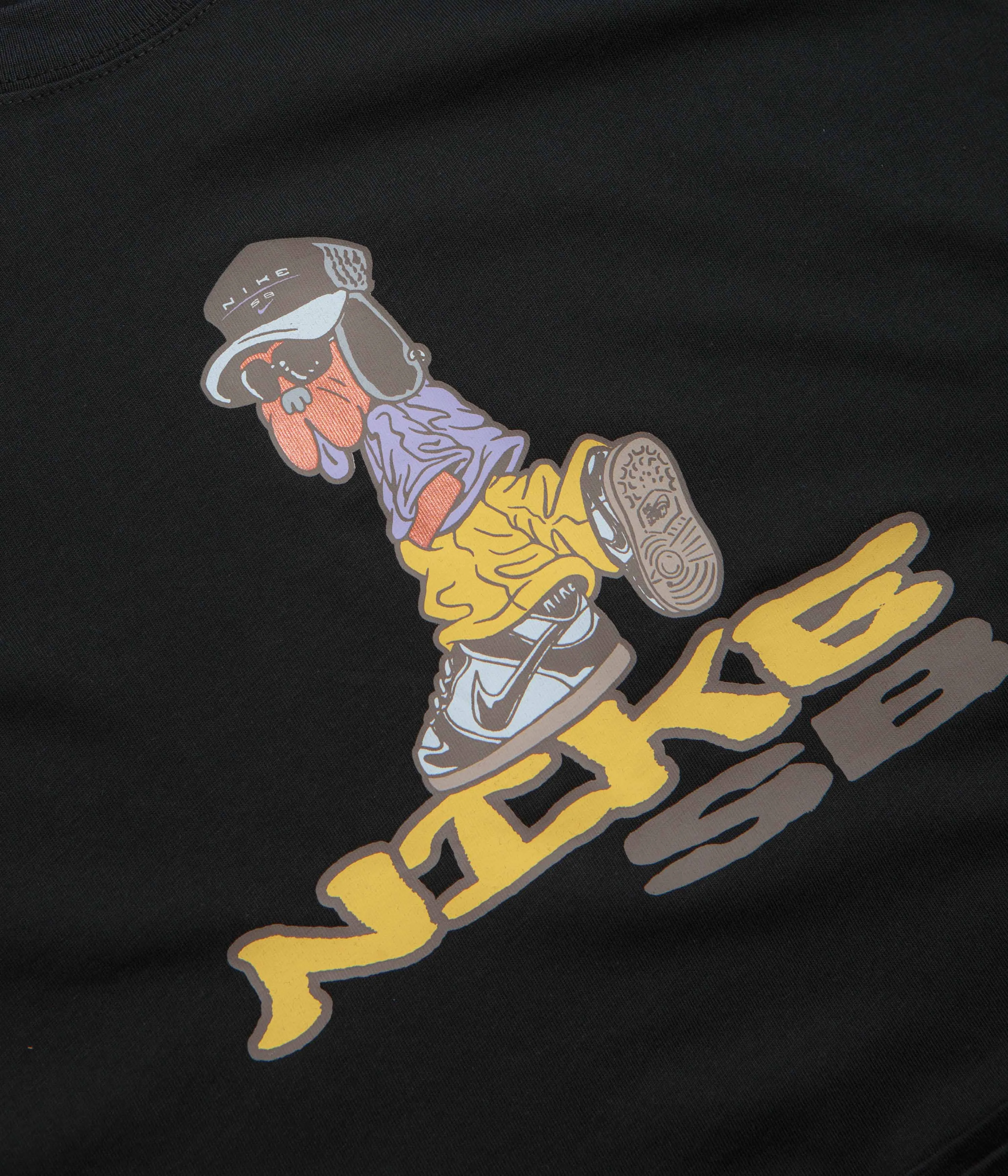 hotel venue hockey venue Nike SB Dunk Dog T-Shirt - Black