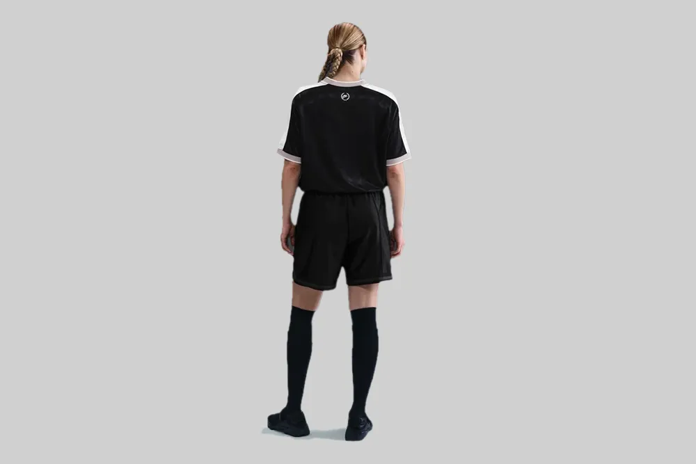 Non Restrictive Cut Lightweight Women's Nike Sportswear V-Neck Jersey Top