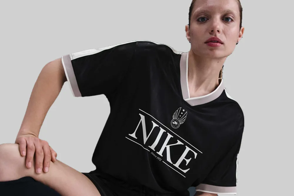 Summer Polo Women's Nike Sportswear V-Neck Jersey Top
