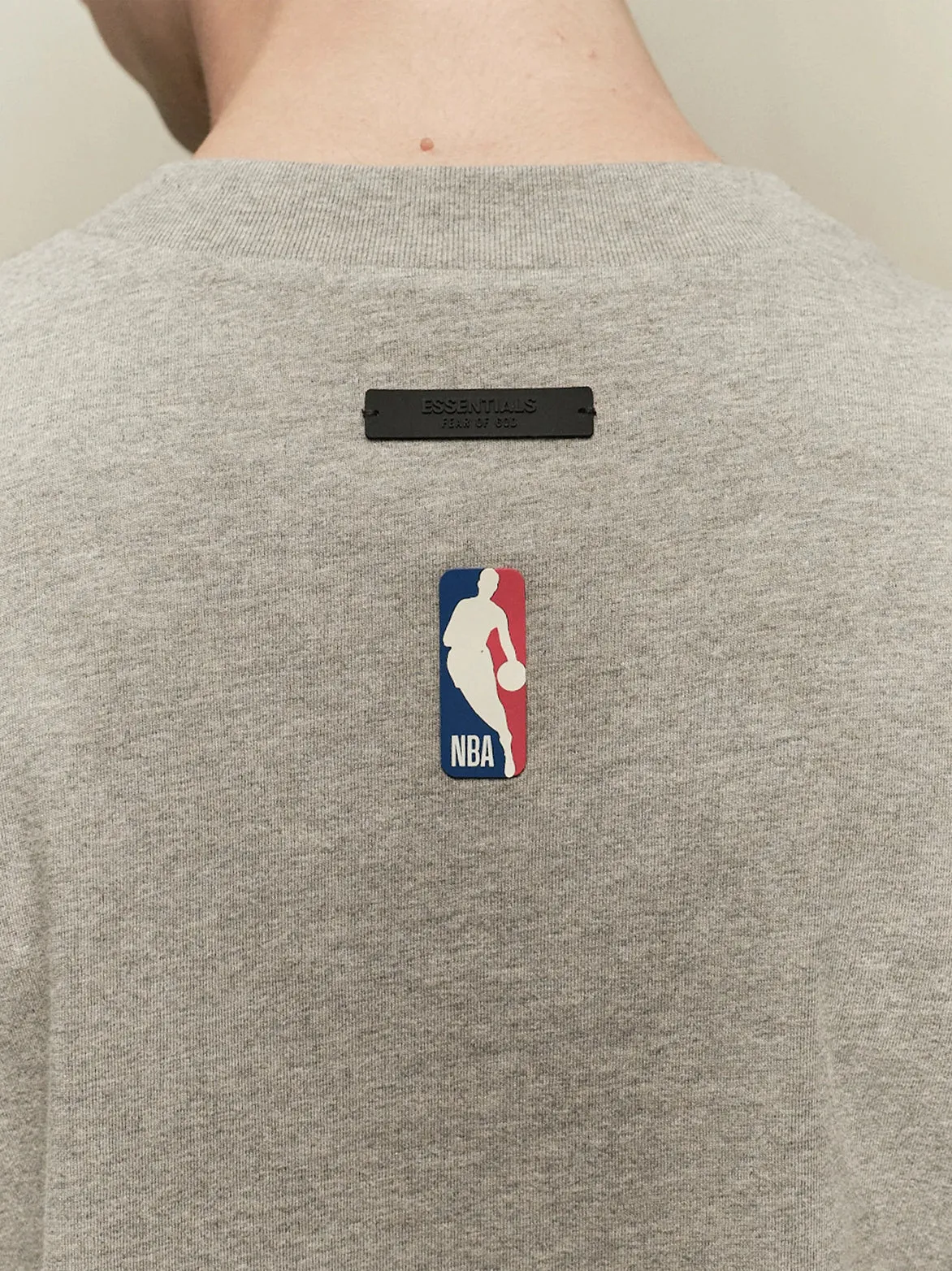 Tencel Blend Fabric ThermalRegulation ESSENTIALS SIXERS TEE - WARM HEATHER