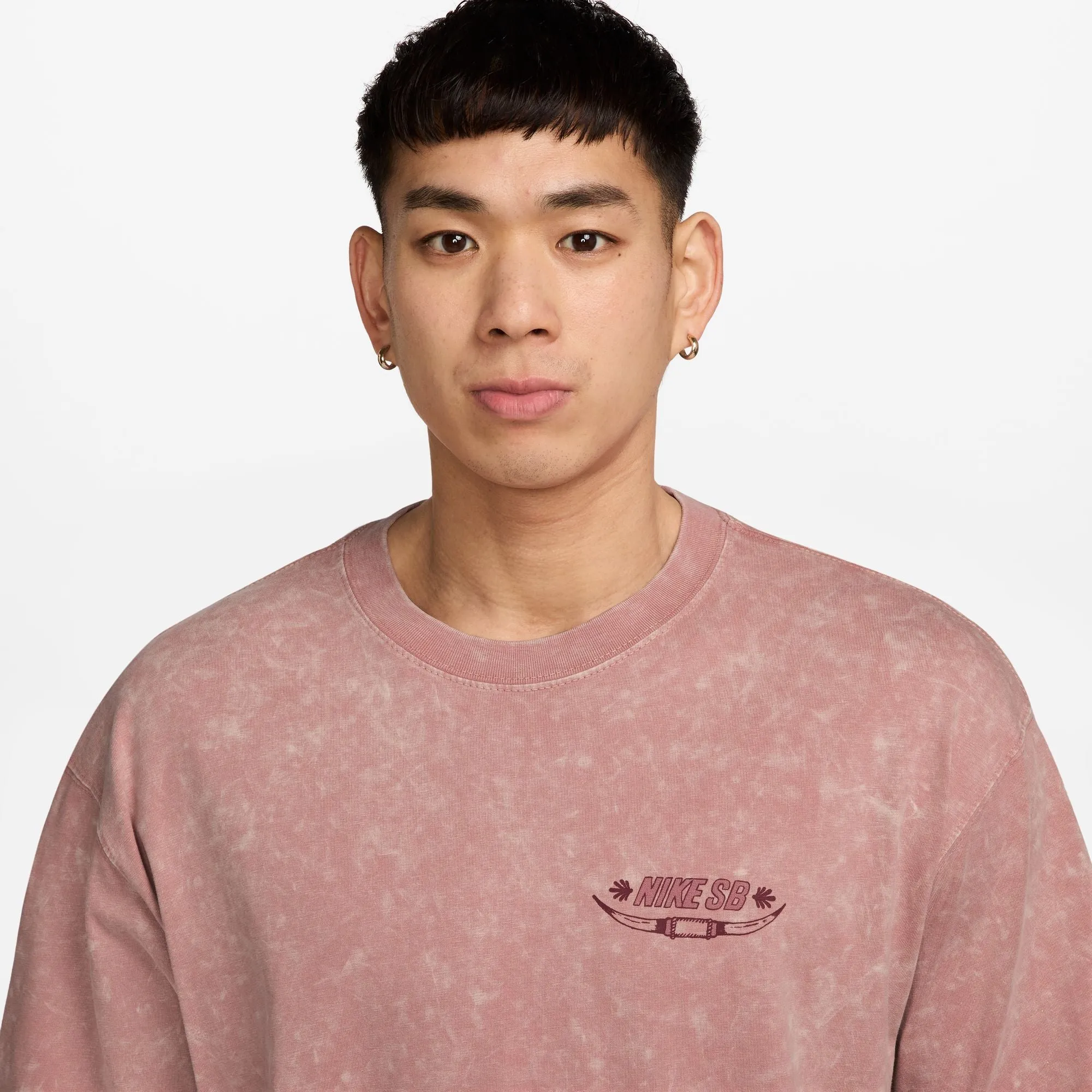 Flexible Material QuickRelease Closure Nike SB Max90 Skate T-Shirt (Red Stardust)