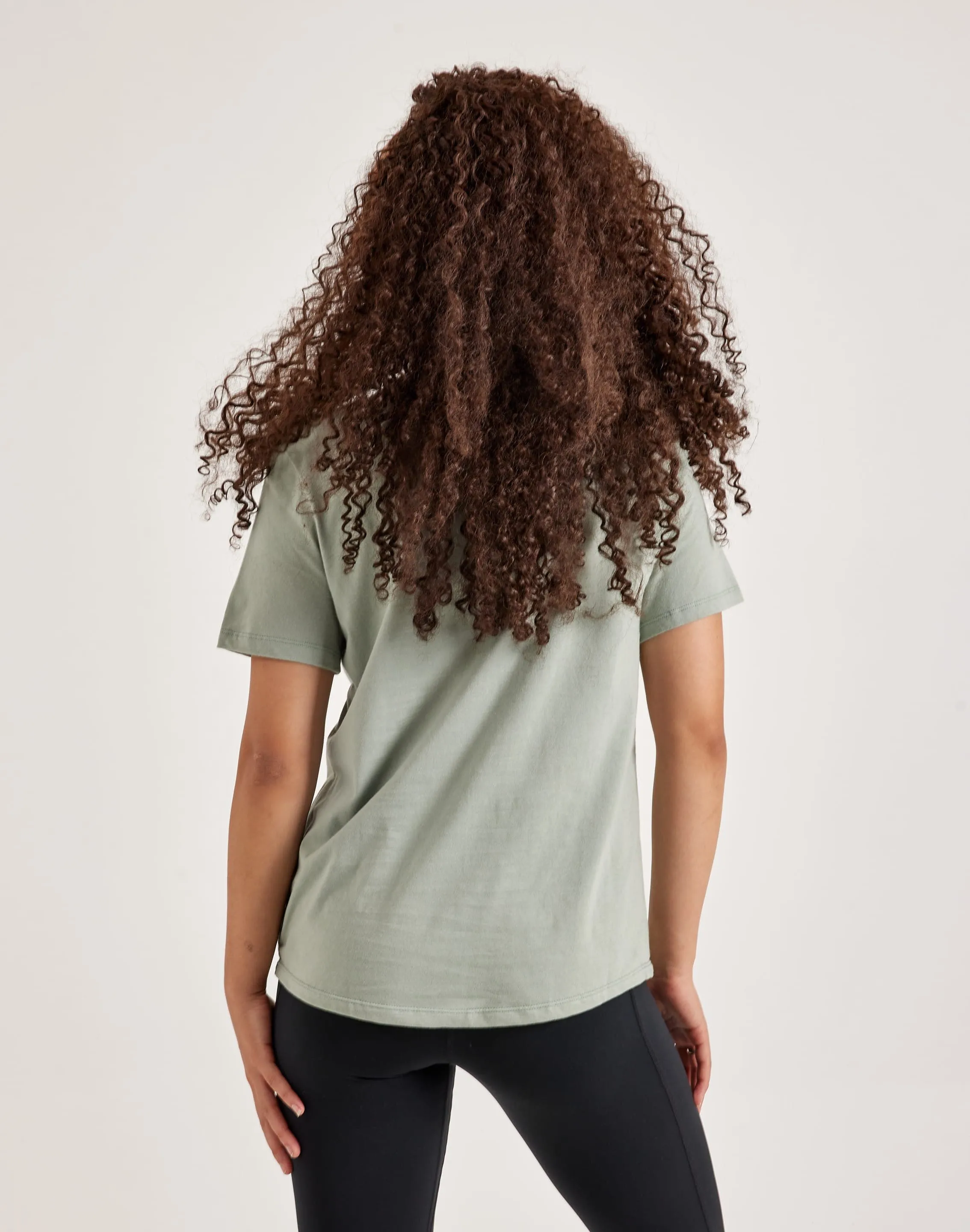 Nike Essential Icon Futura Tee Reinforced Knees QuickReleaseClosure