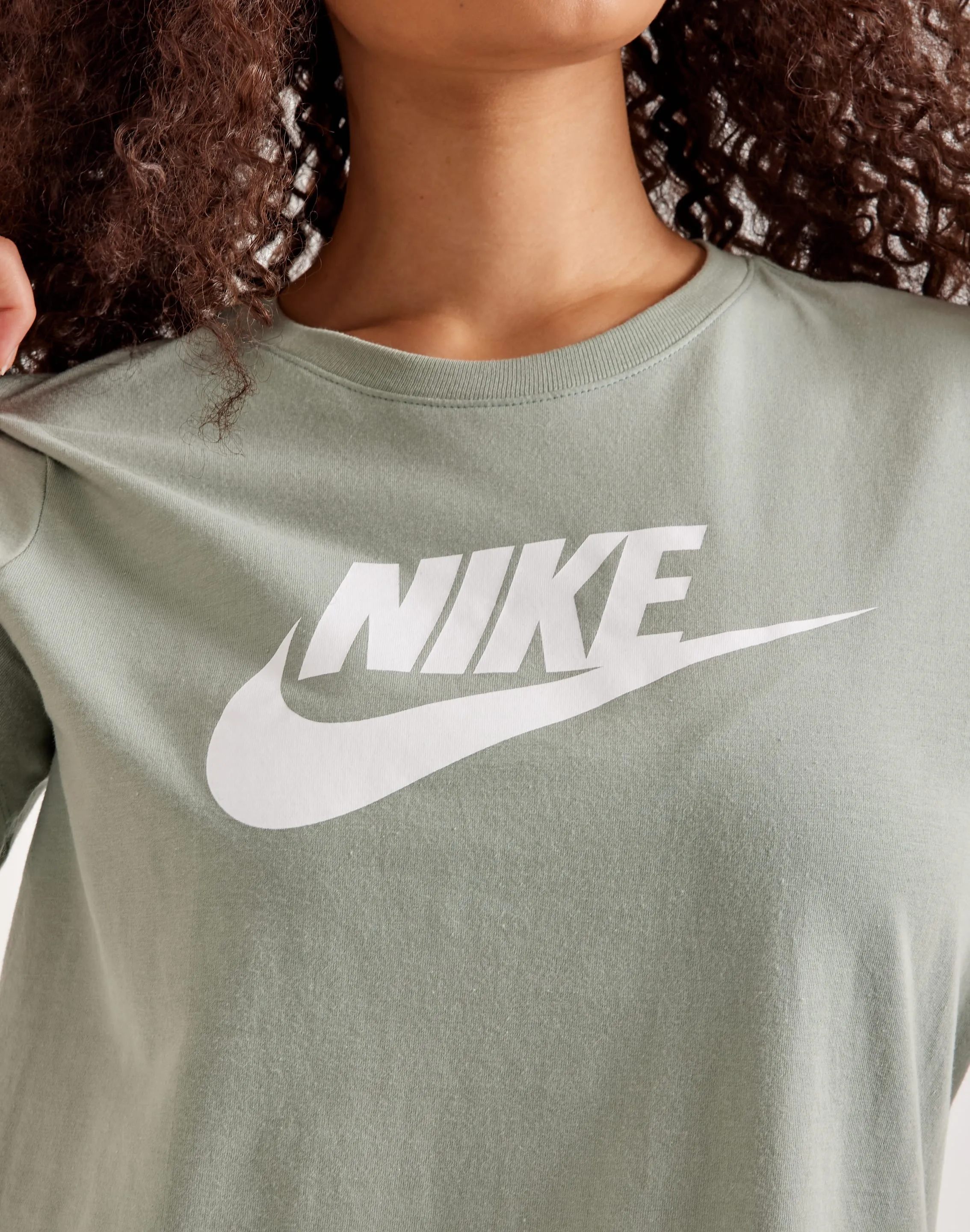 AntimicrobialTreatment Mature Charm Nike Essential Icon Futura Tee