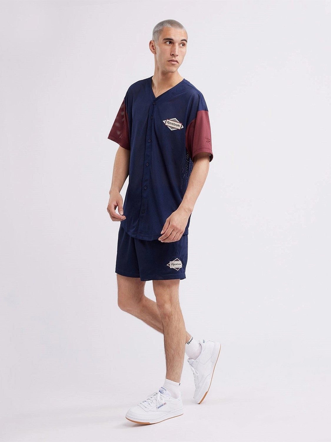 Classic Signature Short Go Light Basic Look