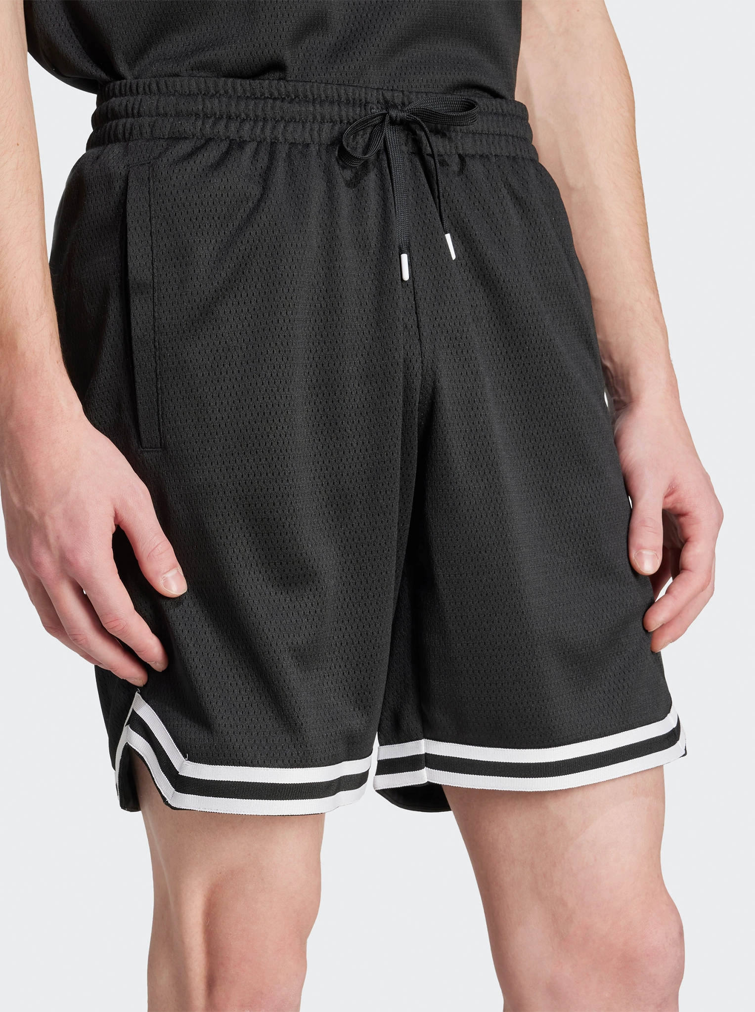 Flexible Waistband EXT Q12 Varsity Shorts