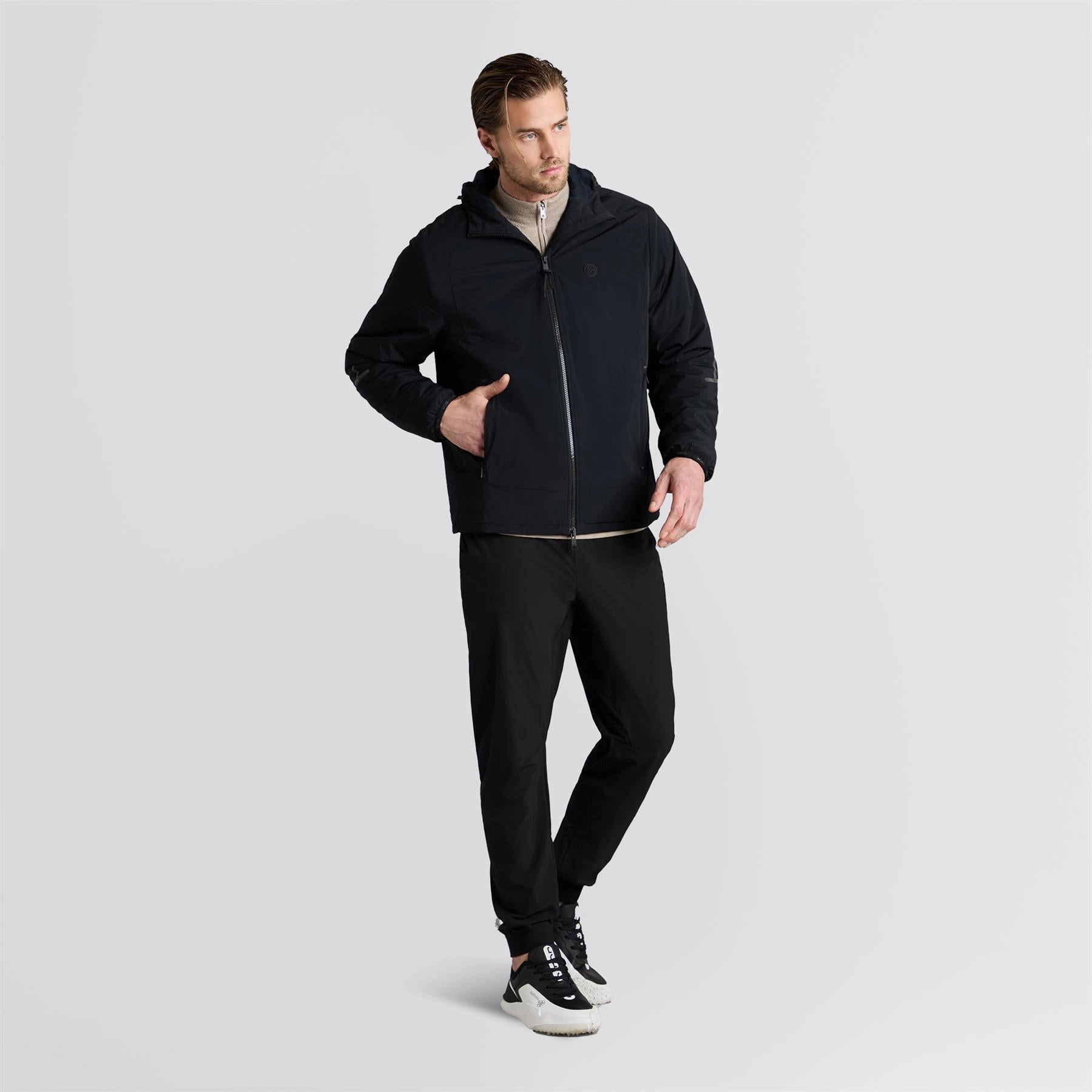 The Whit Stretch Down Jacket Onyx Overcome