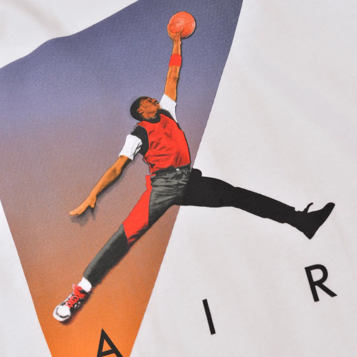 Nordic Light LayeredNeckline AIR JUMPMAN PHOTO TEE - WHITE