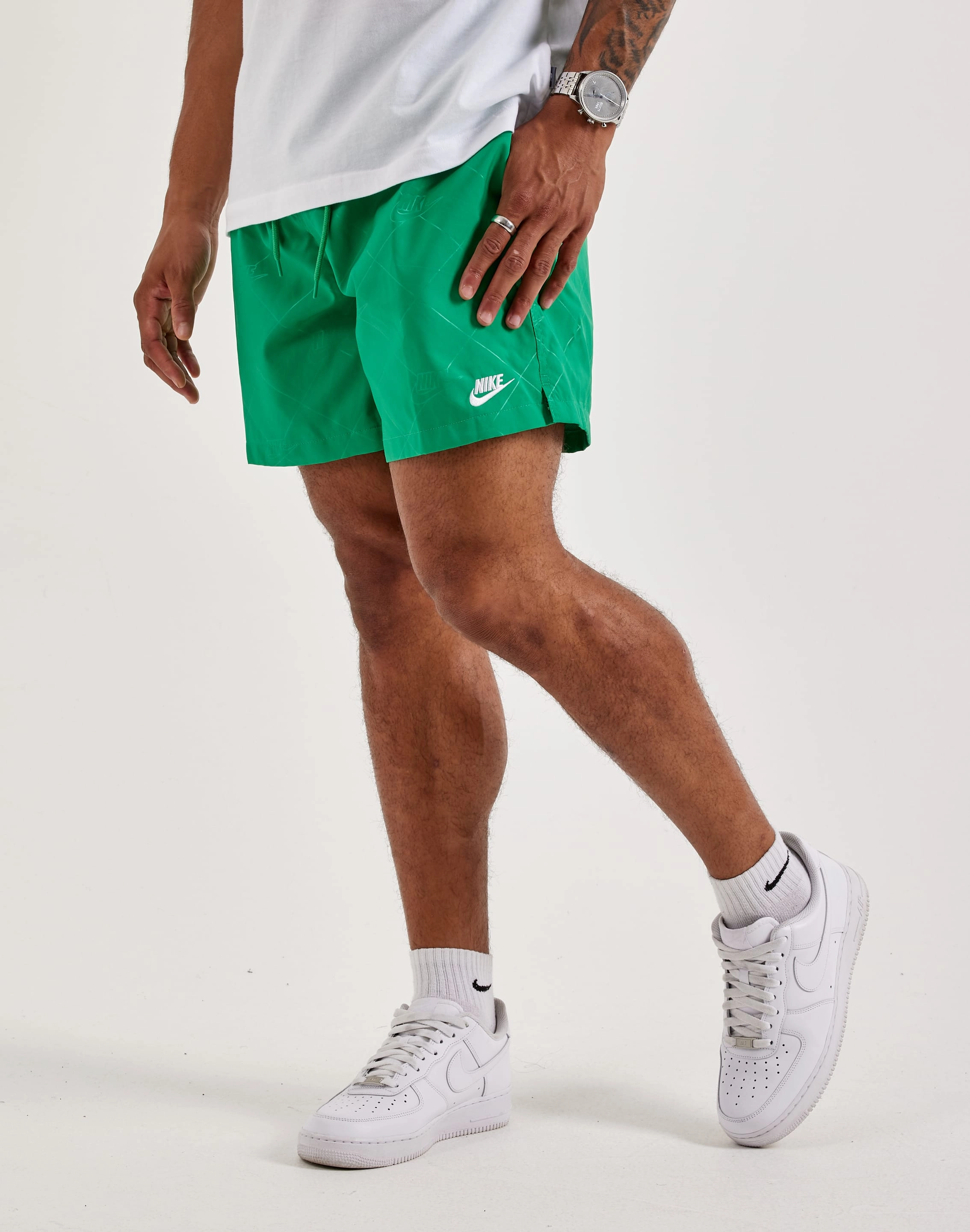 spring fresh Nike Club Woven Flow Shorts