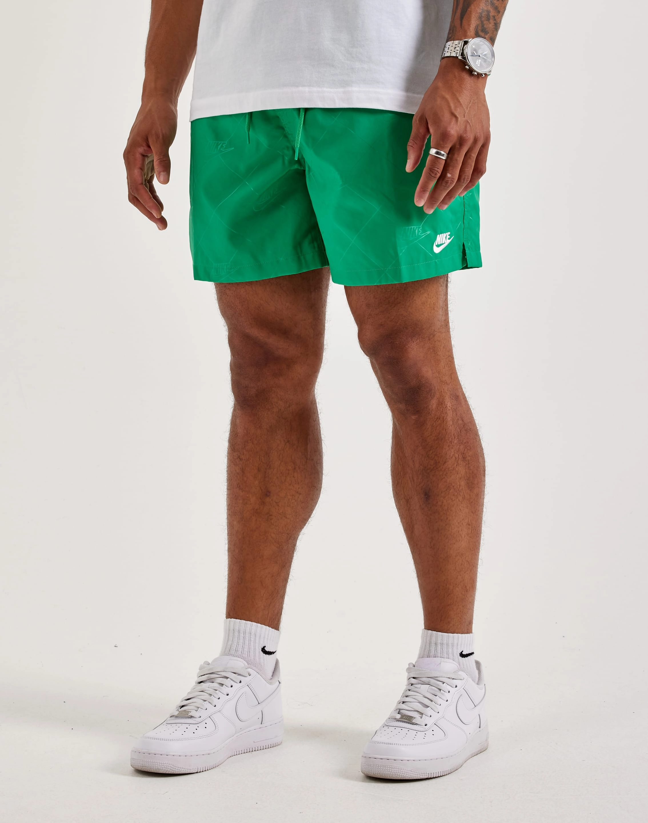 Nike Club Woven Flow Shorts Breathable Lining Night Out