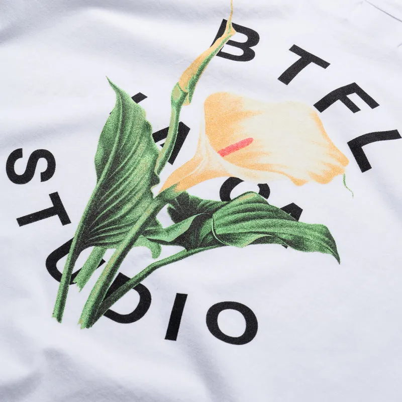 BTFL Calla Lily Tee - White safari event