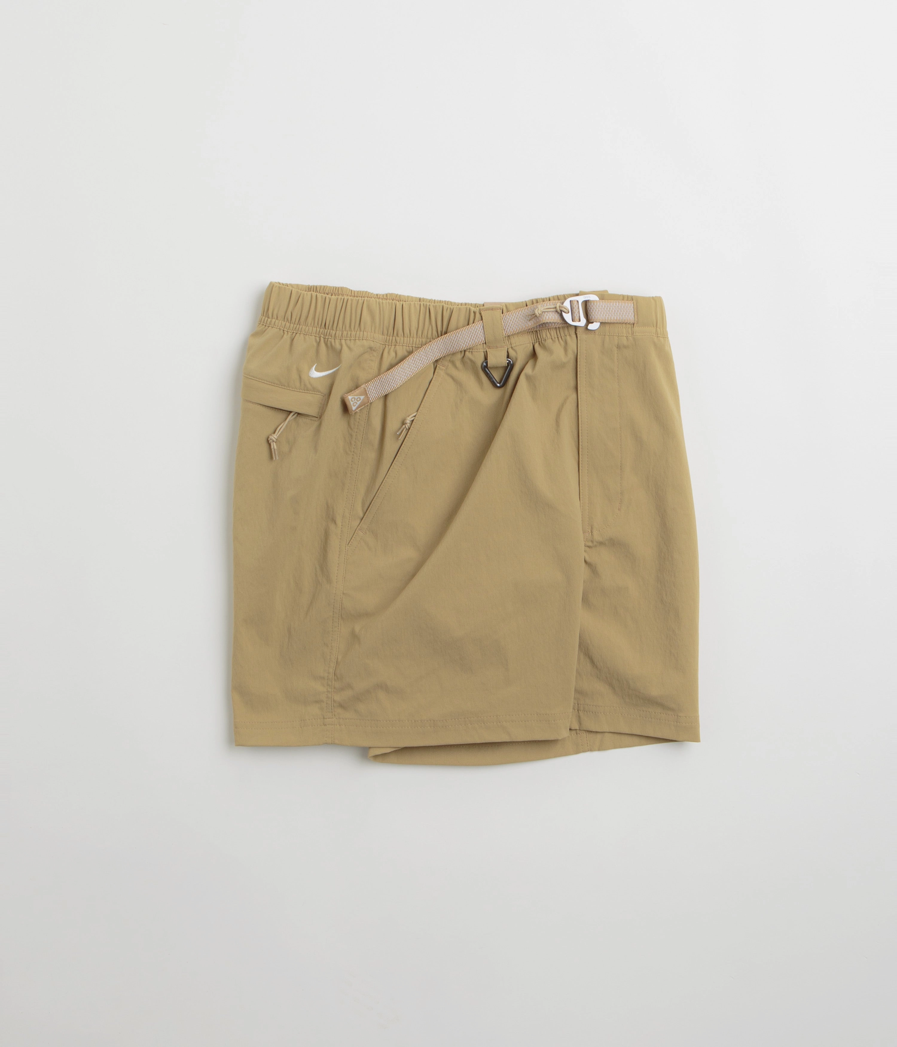 Sporty Design Nike ACG Hiking Shorts - Parachute Beige / Summit White