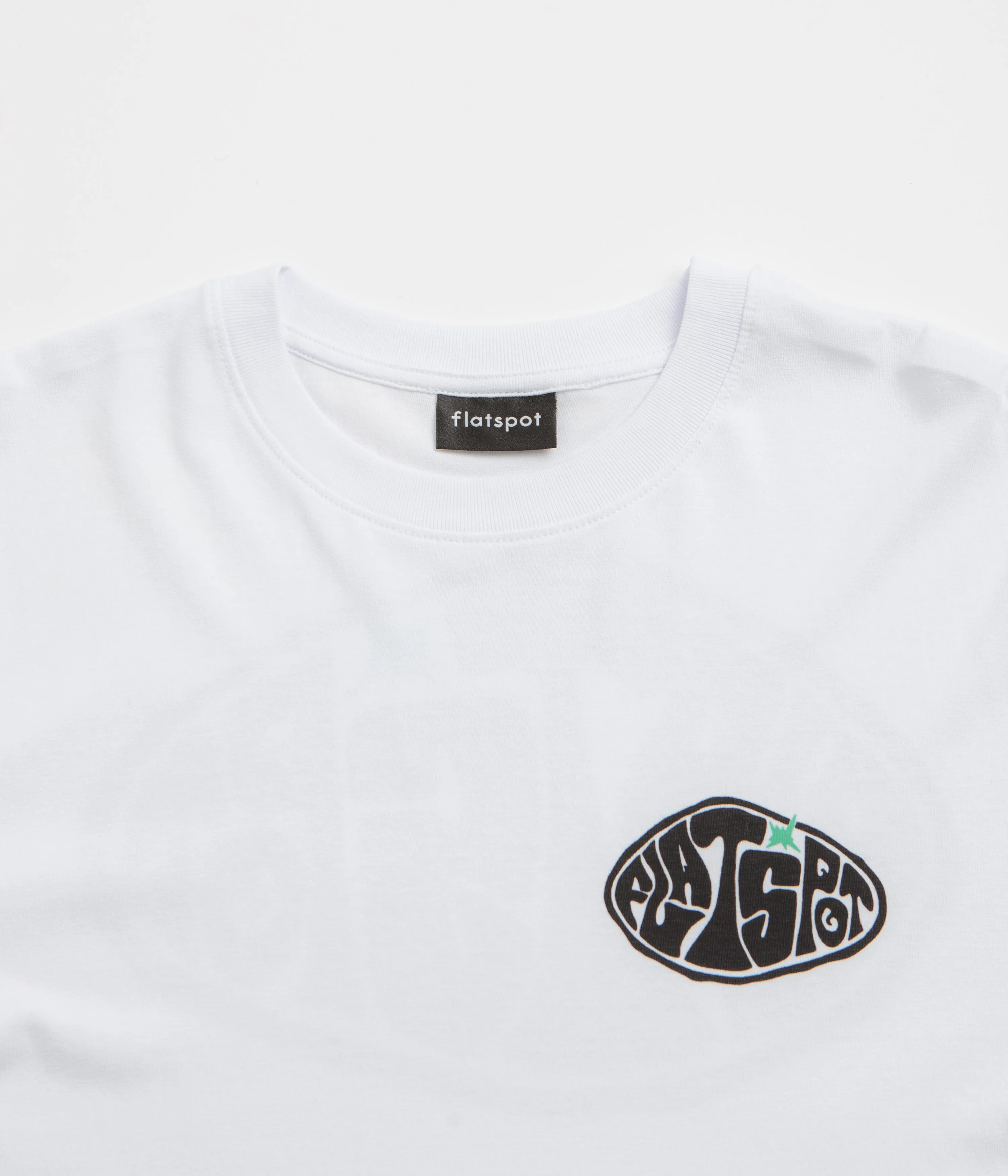 Patch camping event flatspot Hole T-Shirt - White