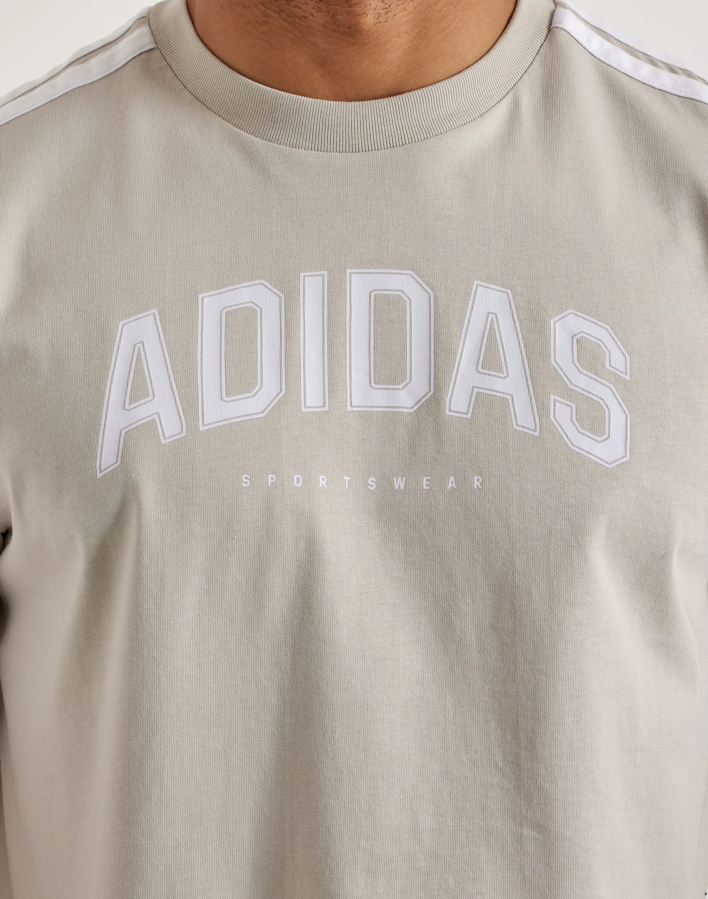 HiddenZipperClosure Walk Mood Adidas Collegiate Tee