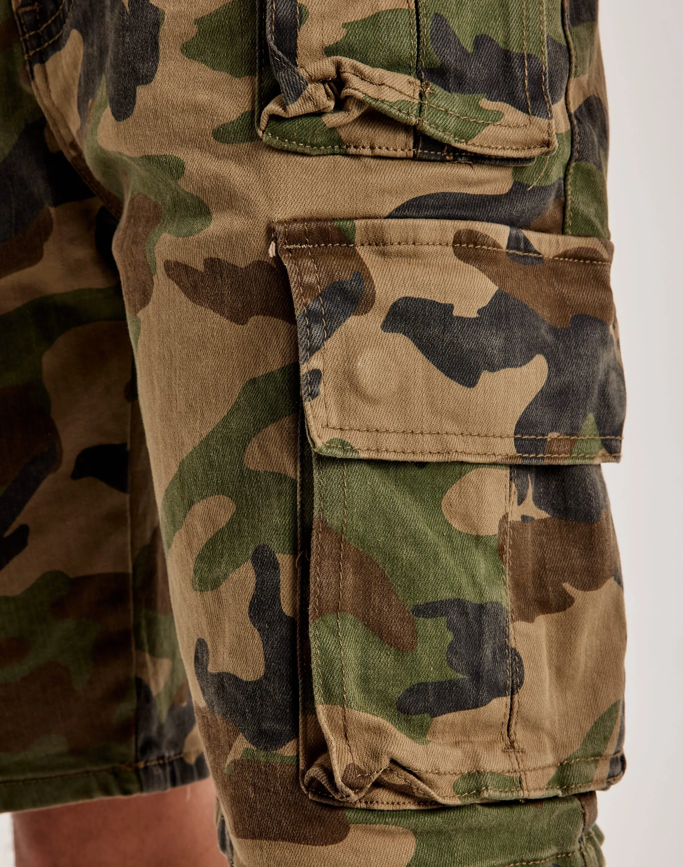 Smoke Rise Cargo Shorts Chic Fit Recycled materials