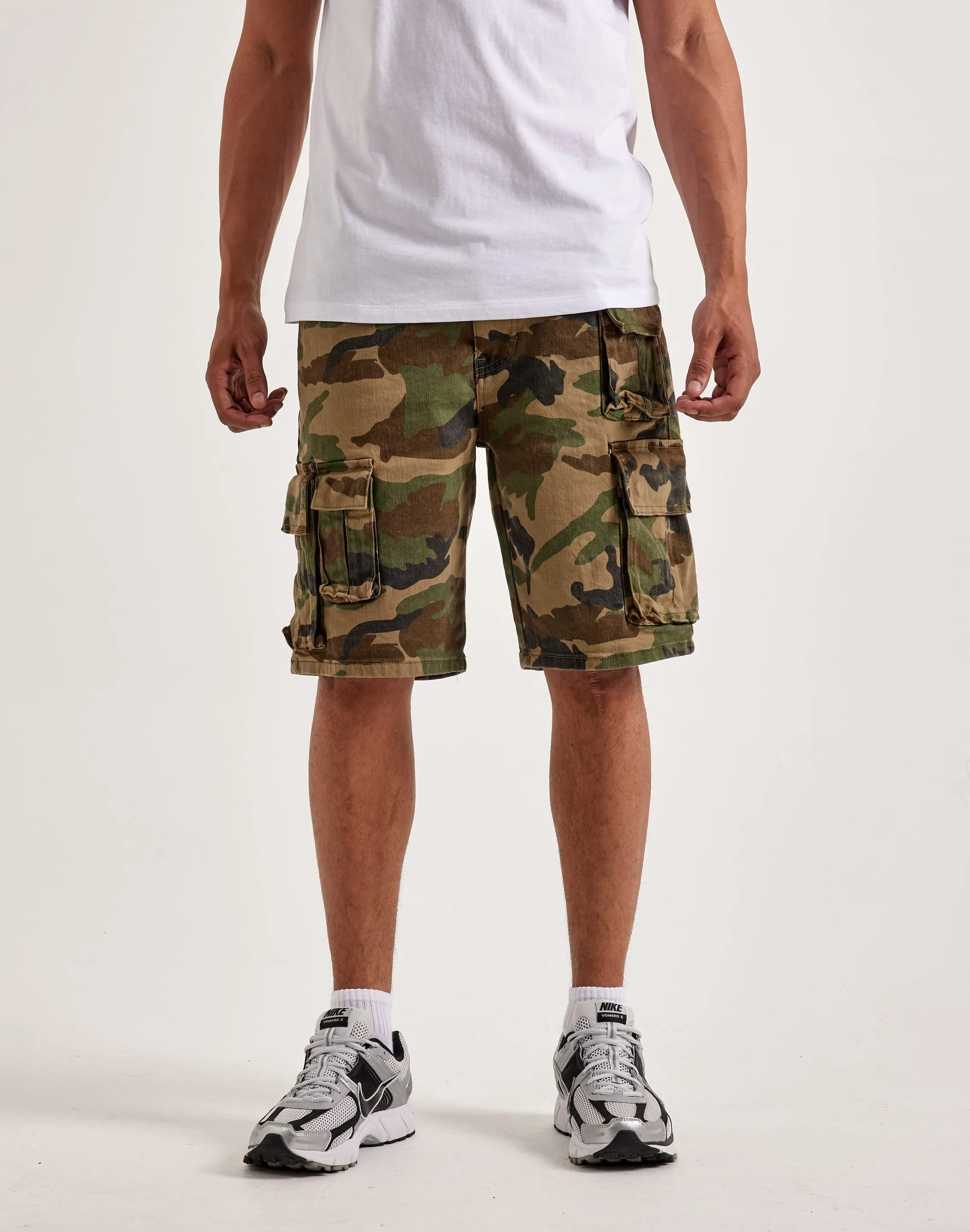 Love Glow DoubleLayered Collar Smoke Rise Cargo Shorts