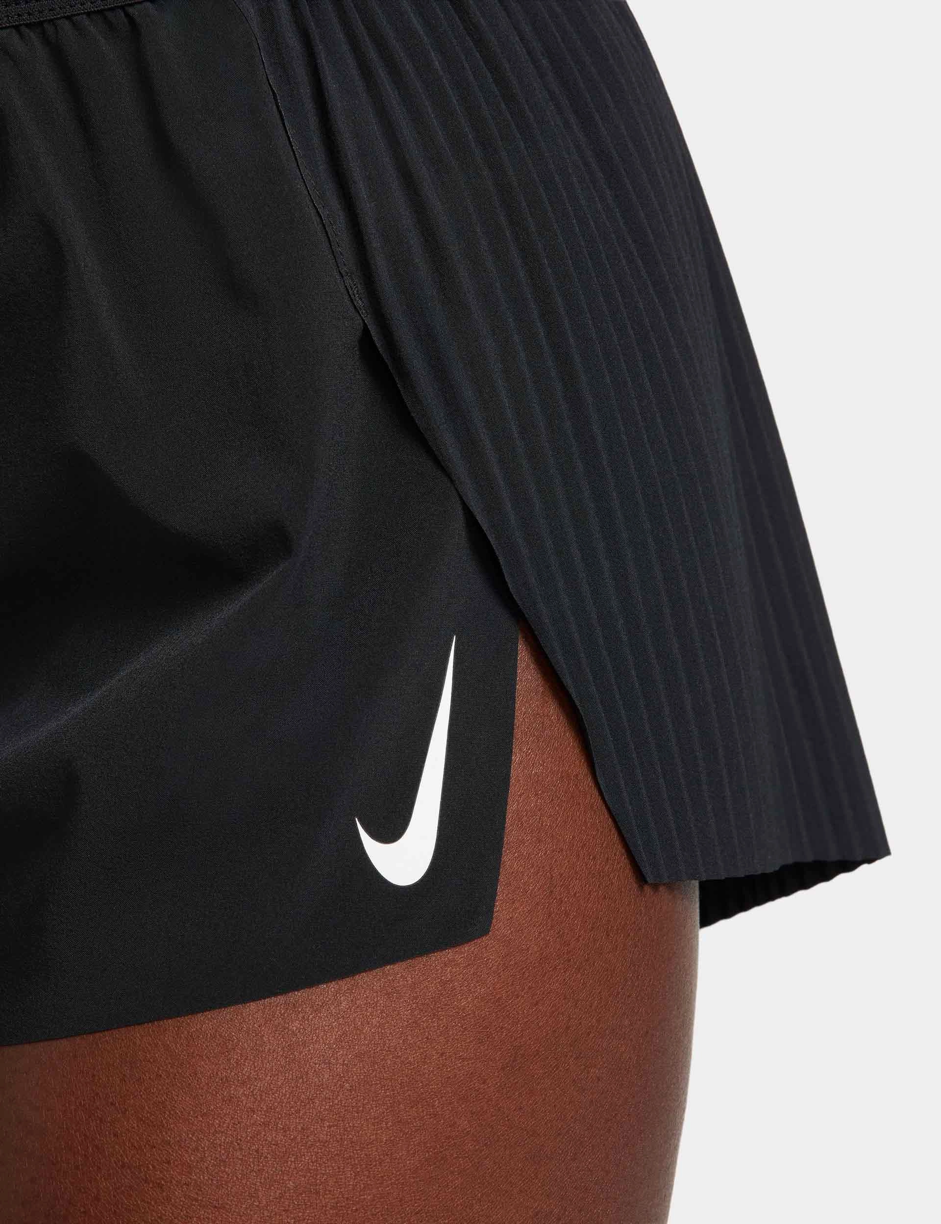 AeroSwift Dri-FIT ADV 3" Running Shorts - Black/White No Slip Grip