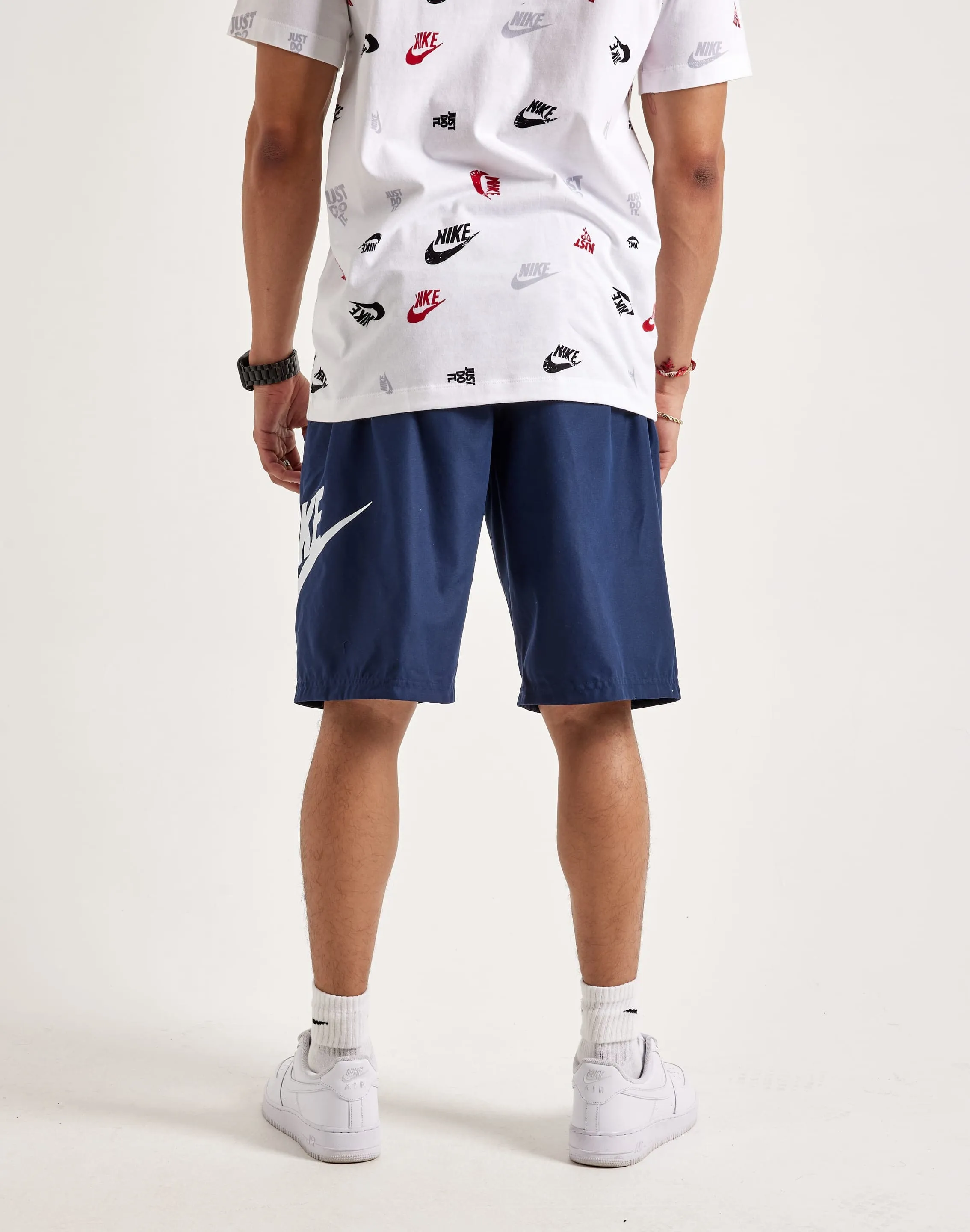 Heroine Glow Nike Club Woven Shorts