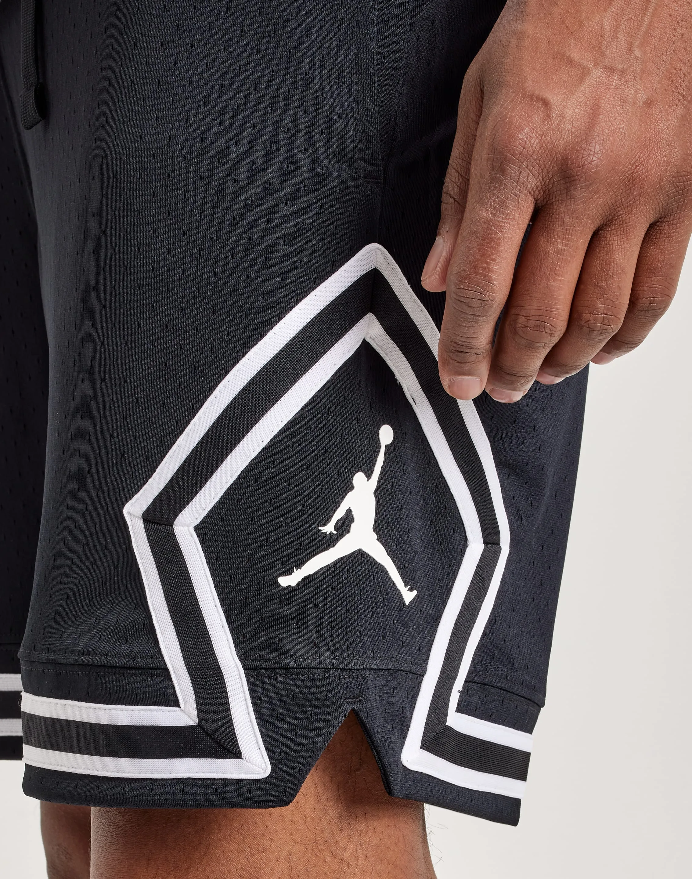 Jordan Sport Dri-FIT Mesh Diamond Shorts MatteFinishTexture NoSlip Hem