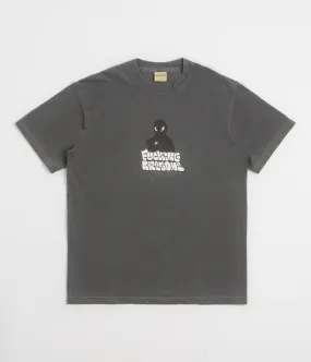 romper silhouette Fucking Awesome Fieldtrip 1998 T-Shirt - Pepper