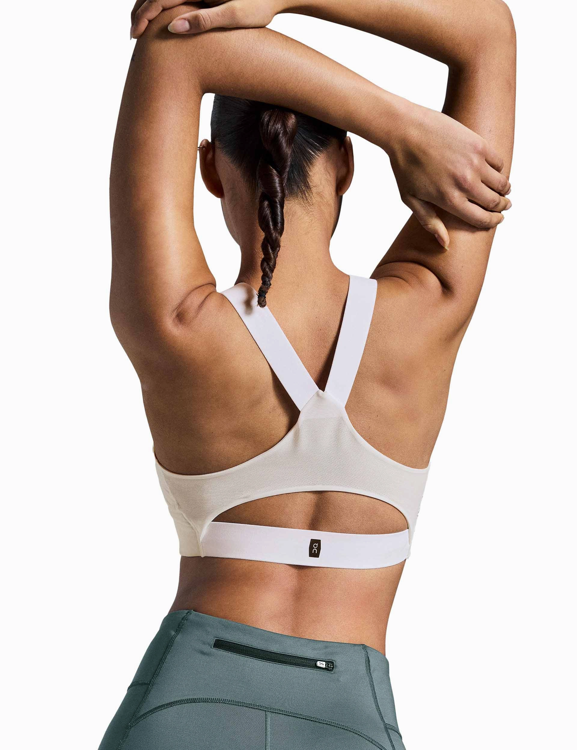 Performance Flex Bra - White technical fabric Regular fit seams