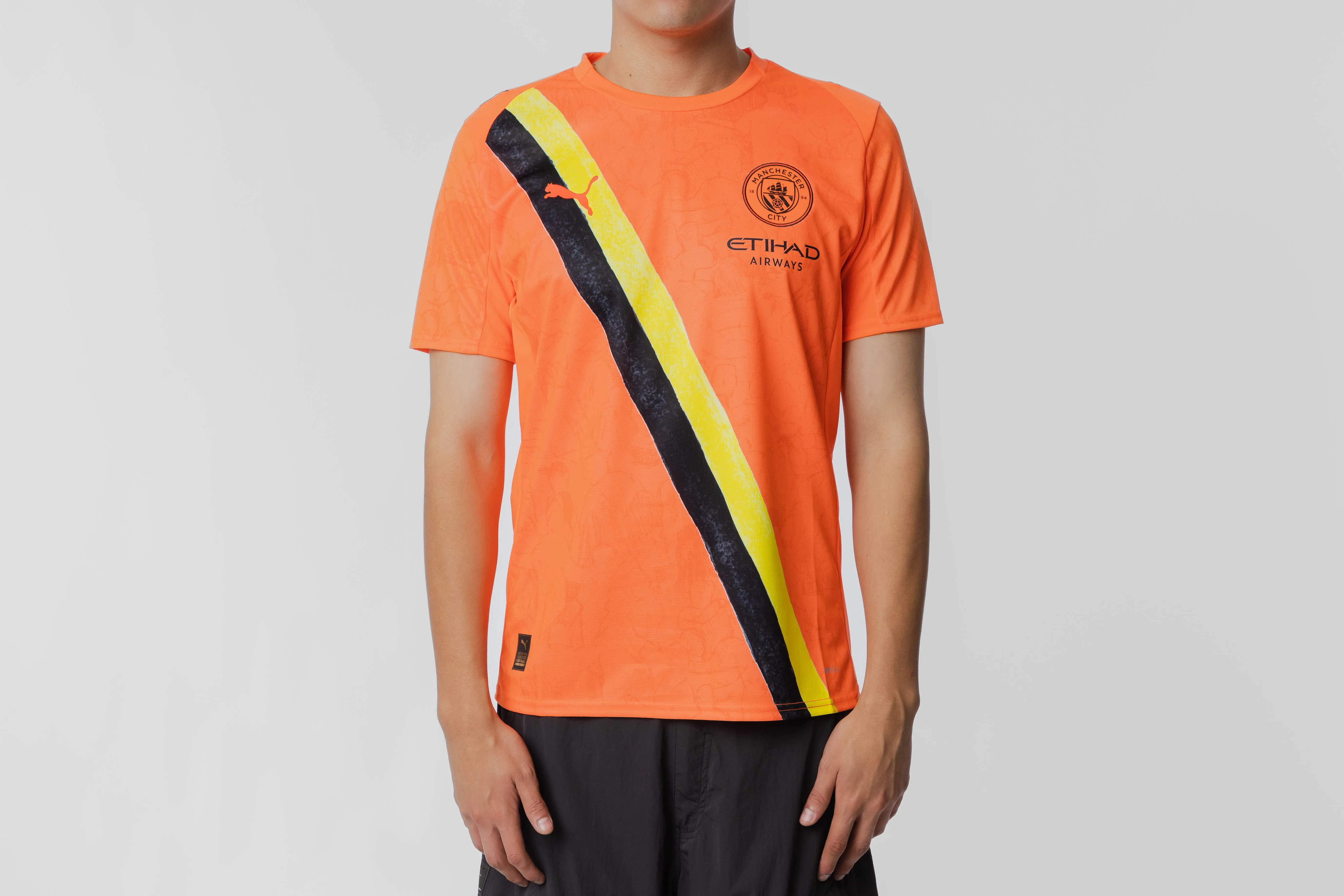 V-neck Blouse PUMA x KIDSUPER Manchester City Jersey 'Neon Sun'