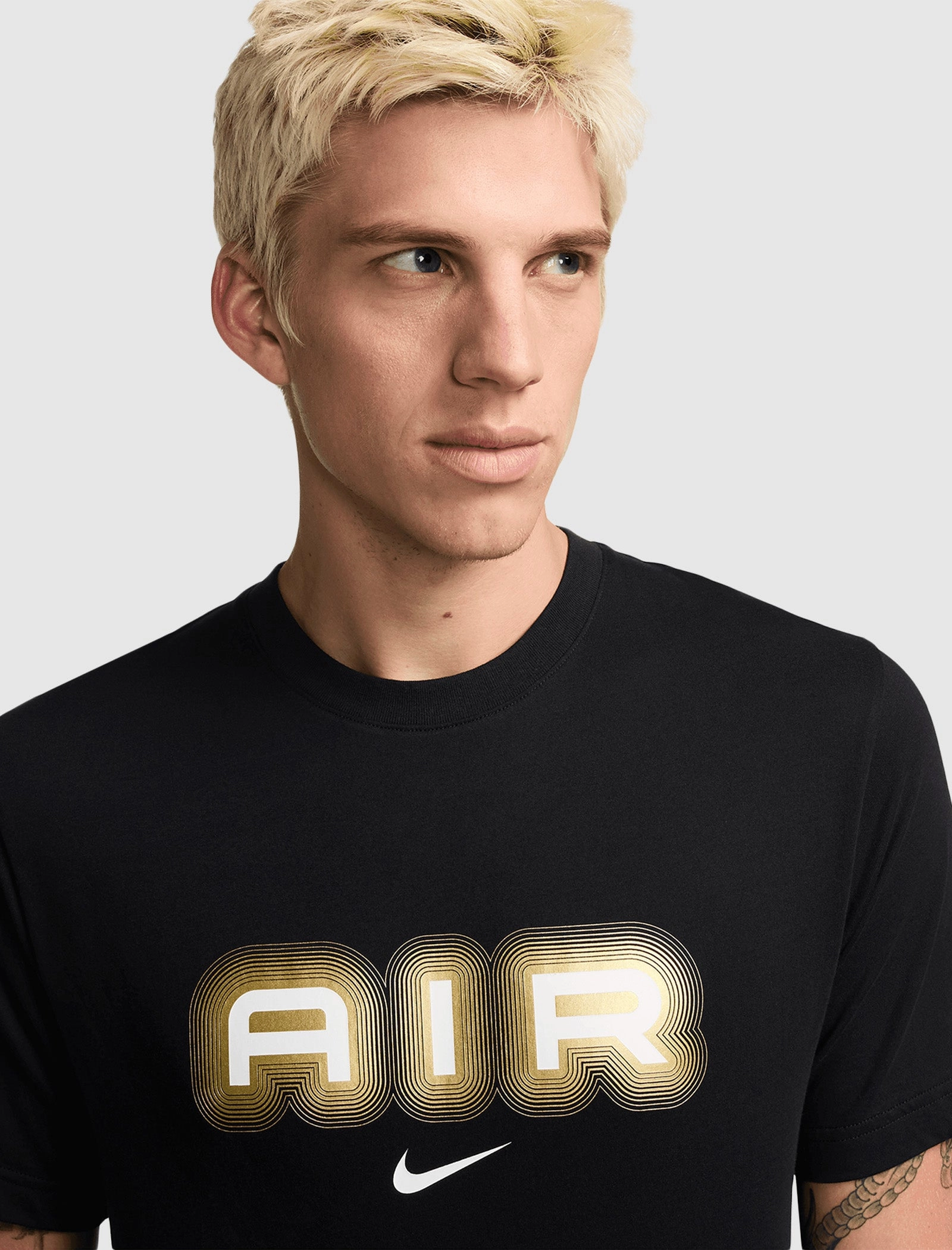 AIR TEE Wide Shoulder Cut LightweightMaterial