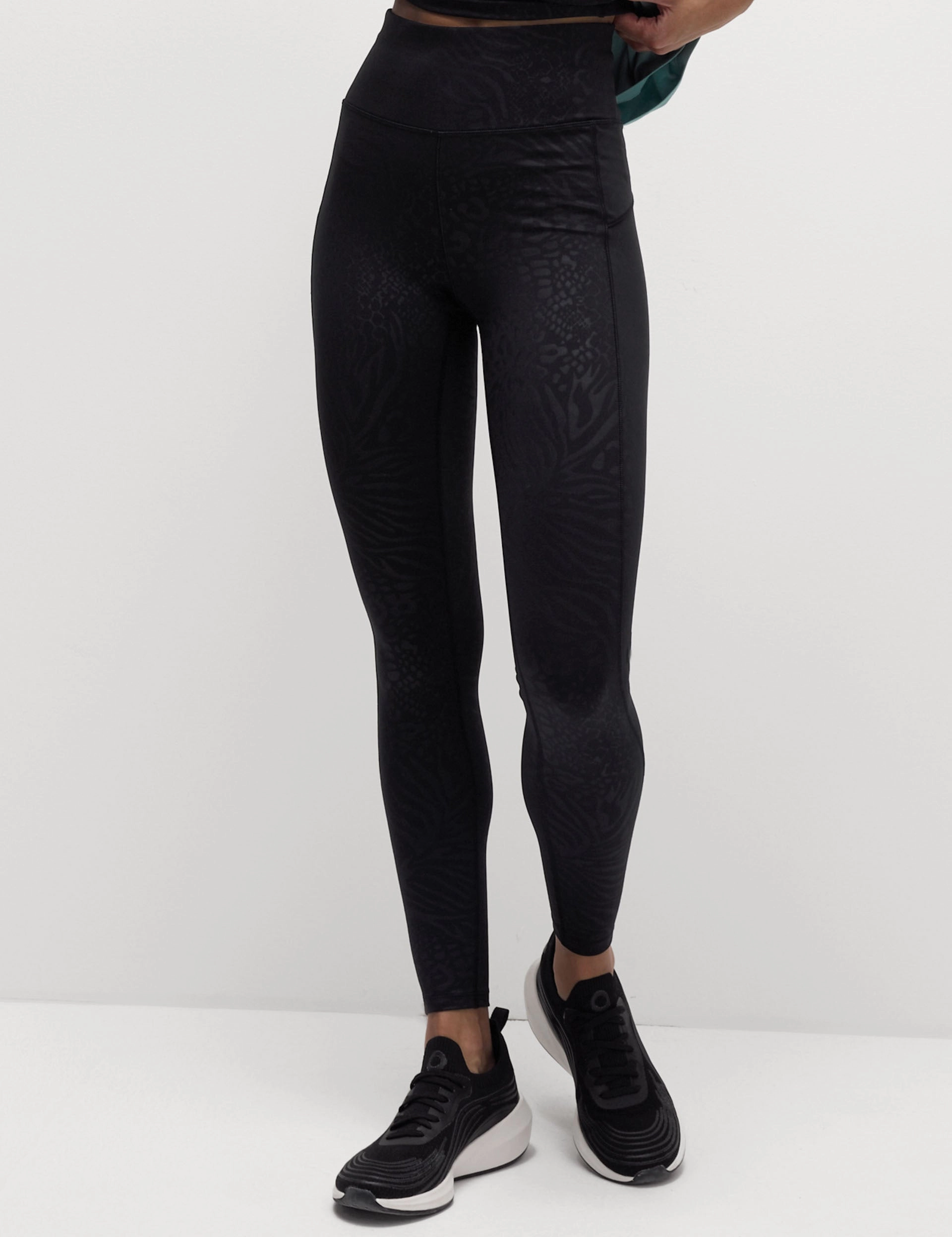 School Sports Plus Size Outdoor Lover Extra Soft Go Move Printed Embossed High Waisted Gym Leggings - Black