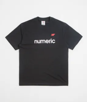 Below knee New Balance Numeric Linear Logo T-Shirt - Black