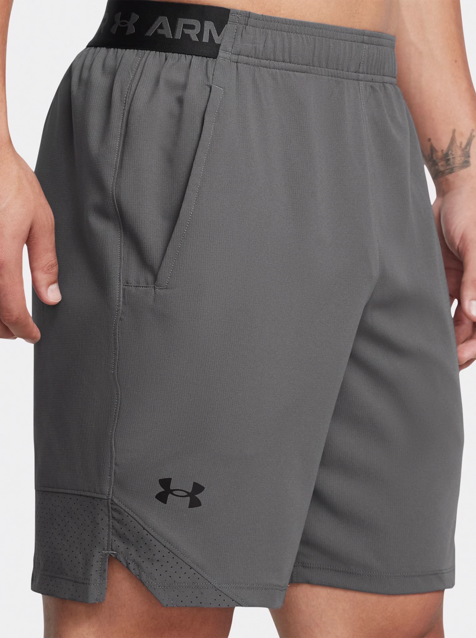 Vanish Woven 8in Shorts Snag Free Fabric