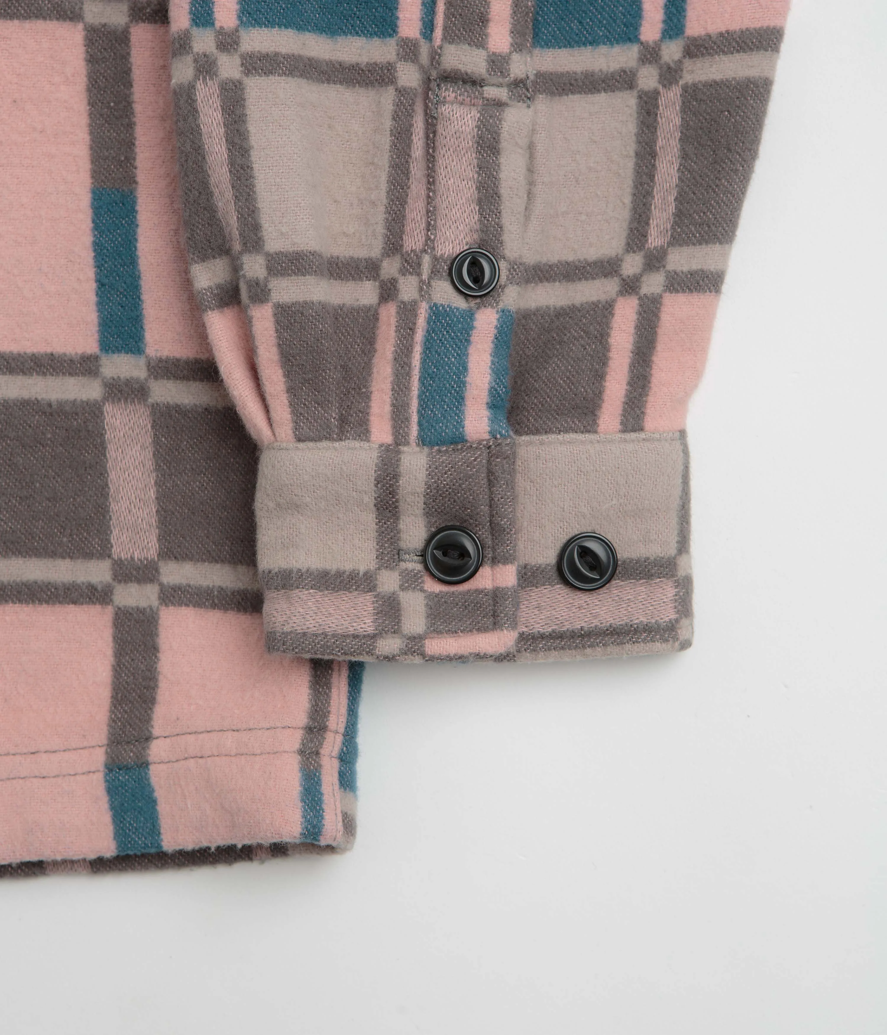 Gramicci Anthony Flannel Shirt - Blush Check Trendsetting Design Non Chafe Seams