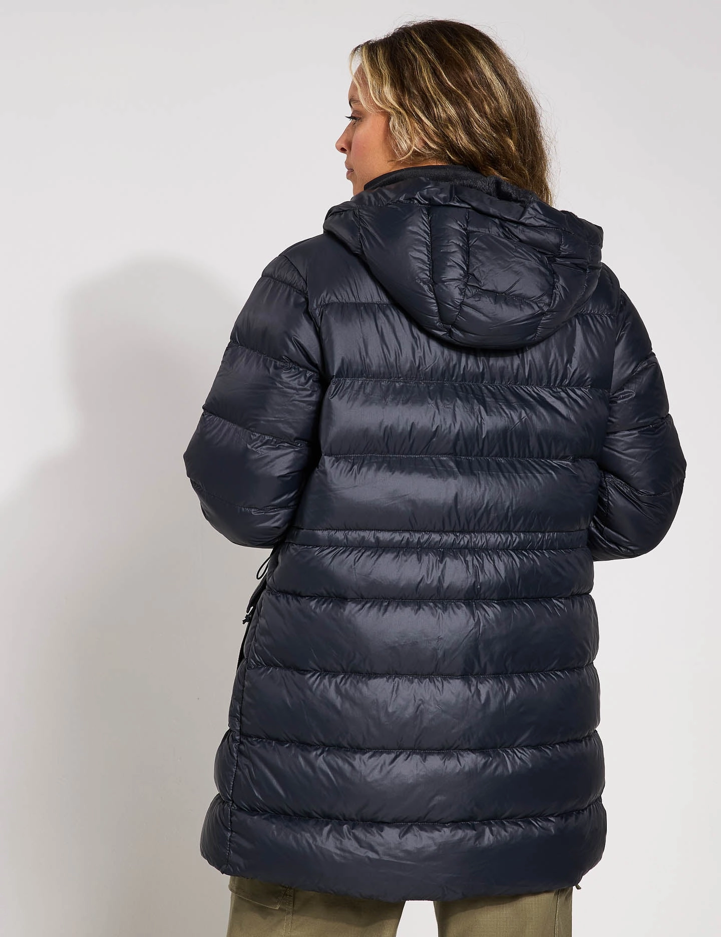 Abrasion resistant Harmony Falls Hooded Mid Down Jacket - Black