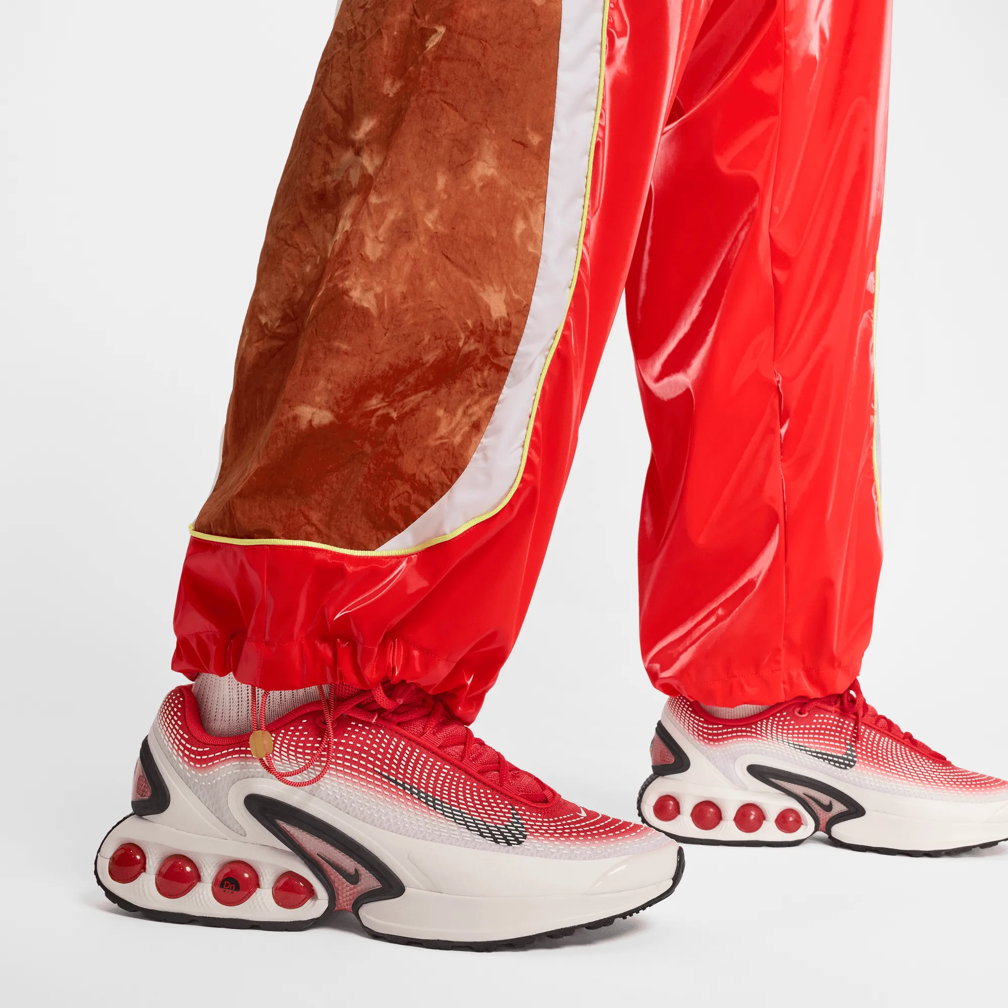 Morning Walk PROJECT F.R.O.G TRACK PANT - LIGHT CRIMSON / DARK RUSSET