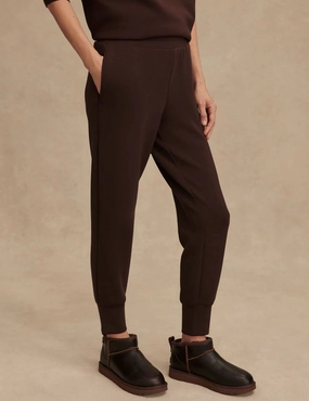Flexible High Density Knit Flex Dry Technology The Slim Cuff Pant 27.5" - Coffee Bean